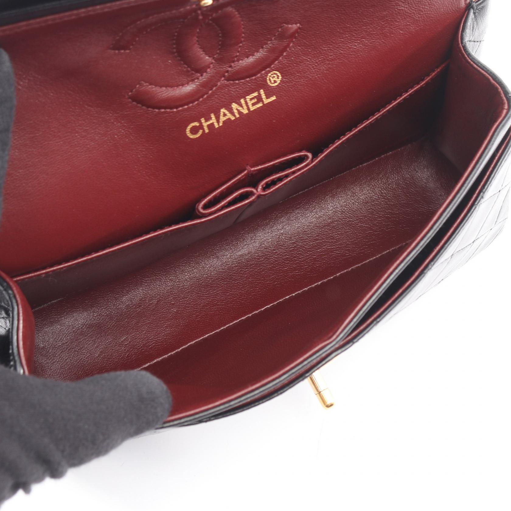 マトラッセ Wフラップ Wチェーンショルダーバッグ ラムスキン ブラック ゴールド金具 シャネル バッグ CHANEL