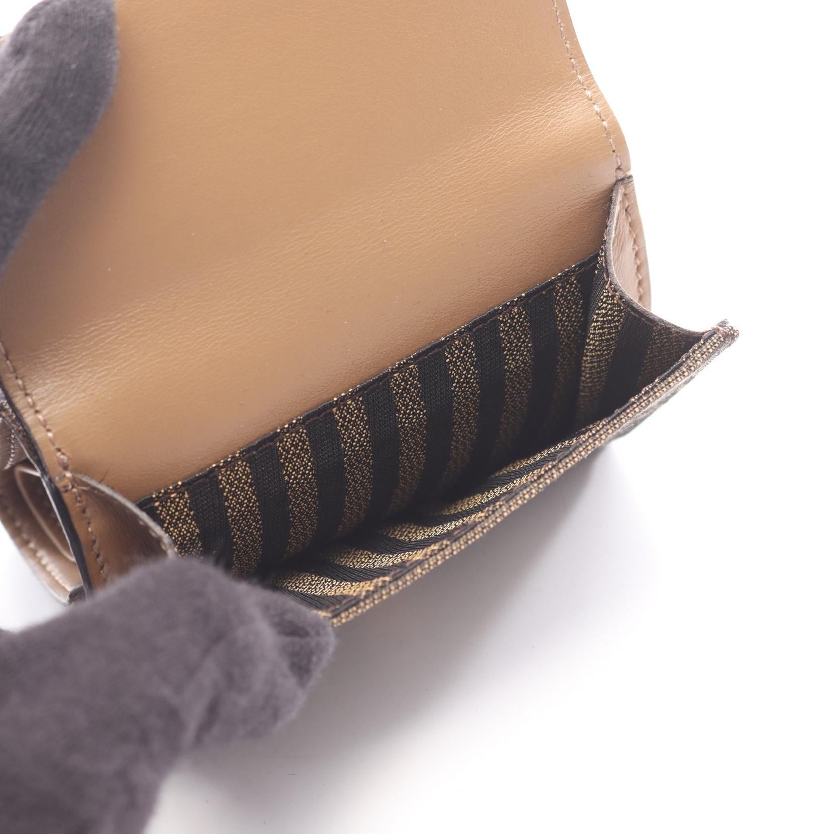 バゲット ズッカ 三つ折り財布 キャンバス ブラウン ブラック フェンディ 財布・小物 FENDI
