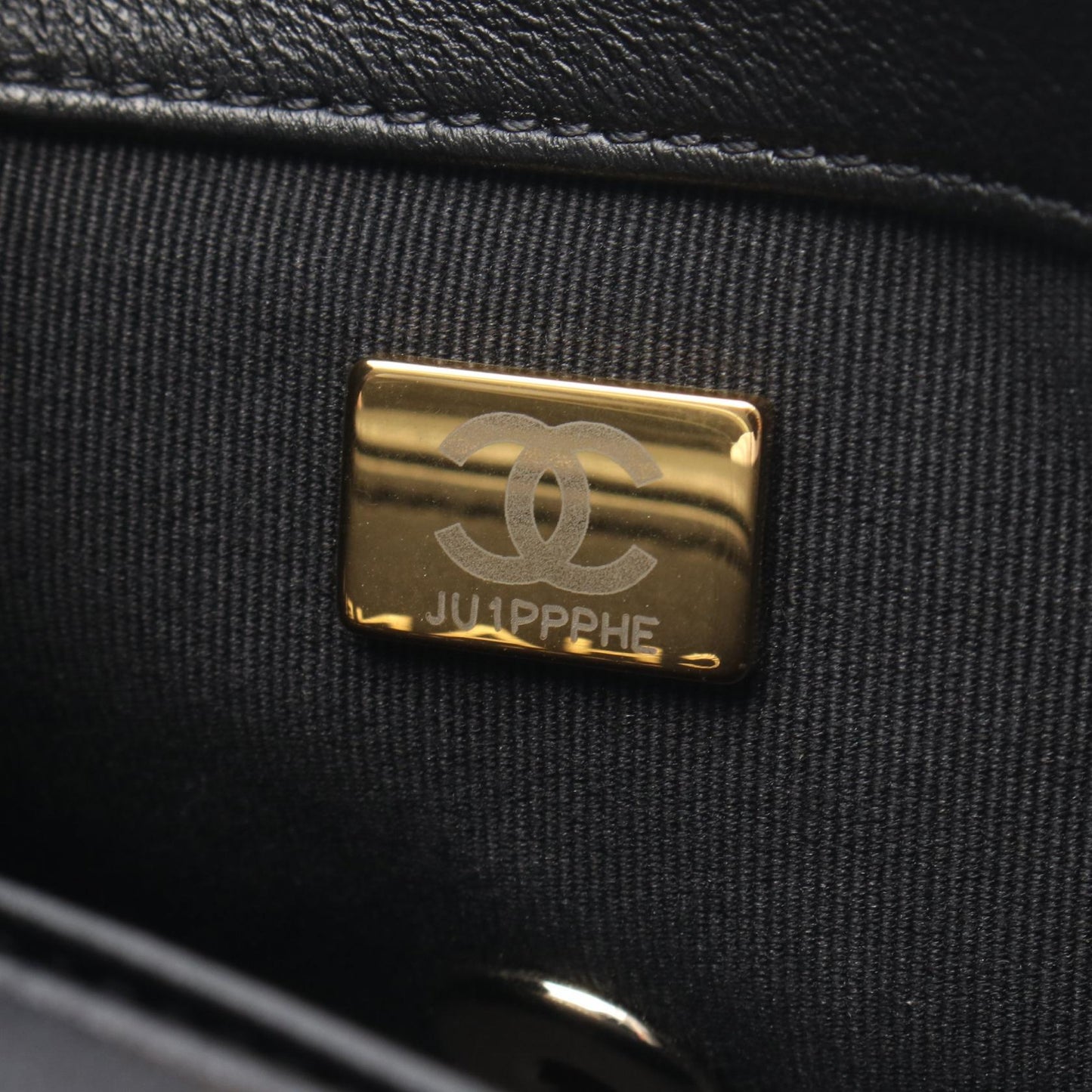マトラッセ フルフラップ チェーンショルダーバッグ ラムスキン ブラック ゴールド金具 シャネル バッグ CHANEL
