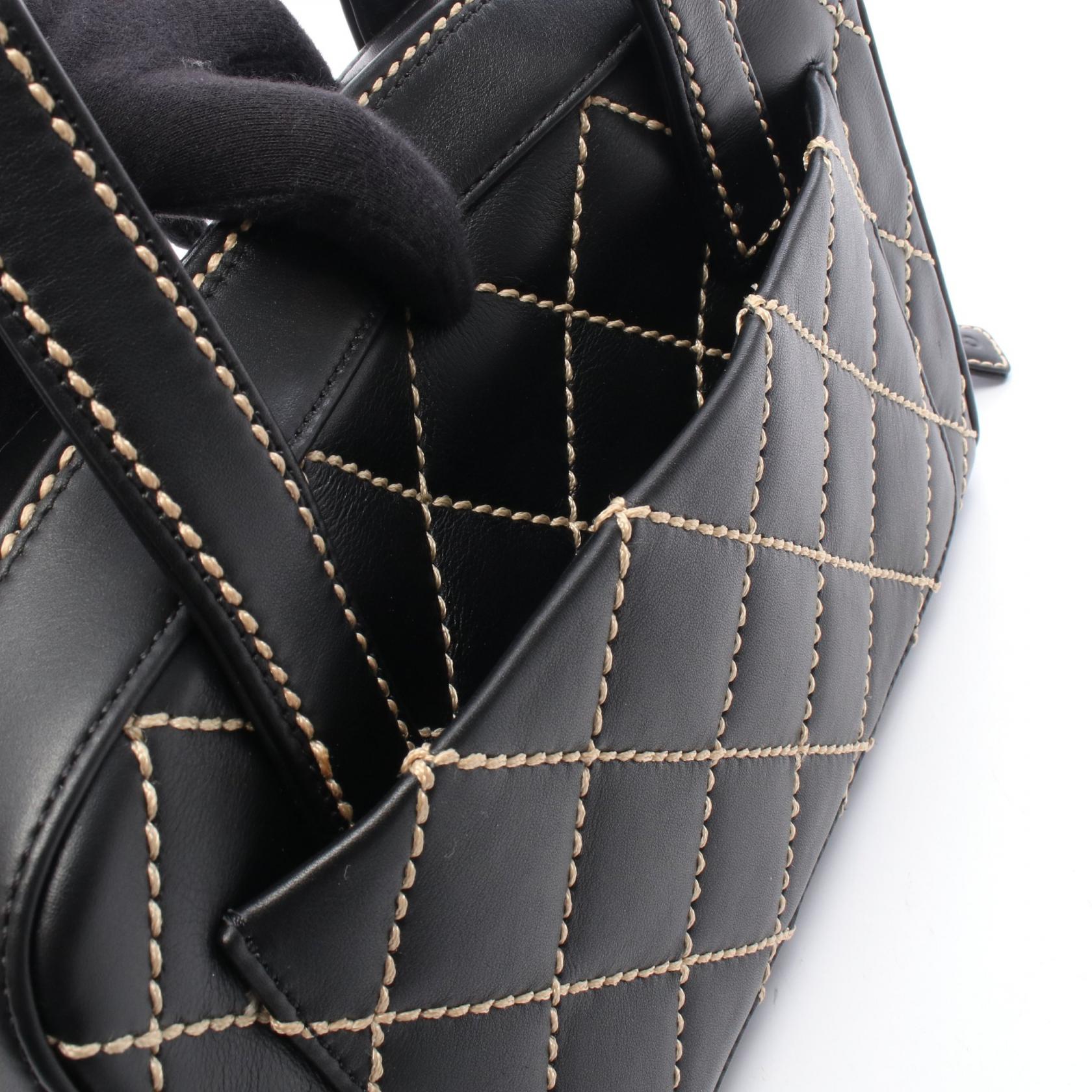 ワイルドステッチ ハンドバッグ レザー ブラック ゴールド金具 シャネル バッグ CHANEL