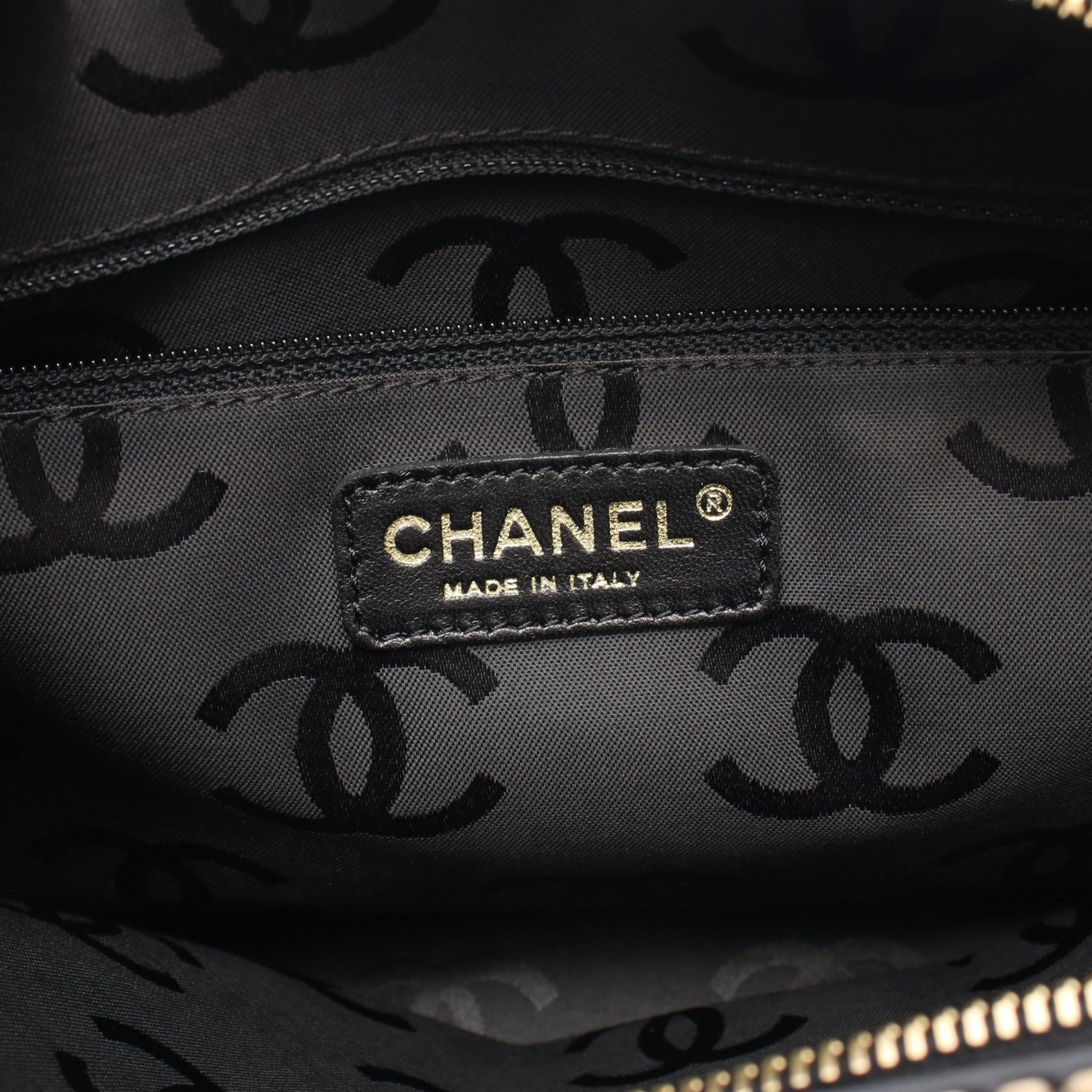 ワイルドステッチ ハンドバッグ レザー ブラック ゴールド金具 シャネル バッグ CHANEL