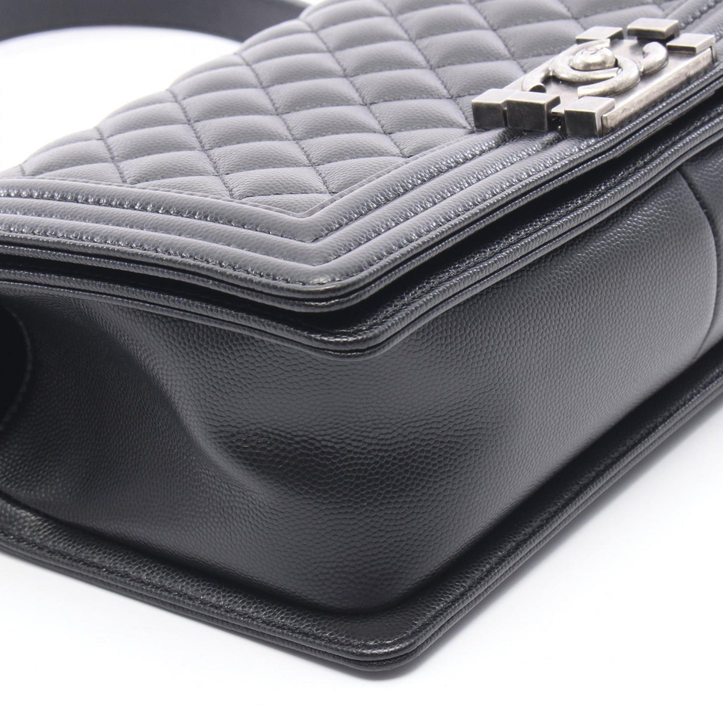 ボーイシャネル チェーンショルダーバッグ キャビアスキン ブラック シルバー金具 シャネル バッグ CHANEL