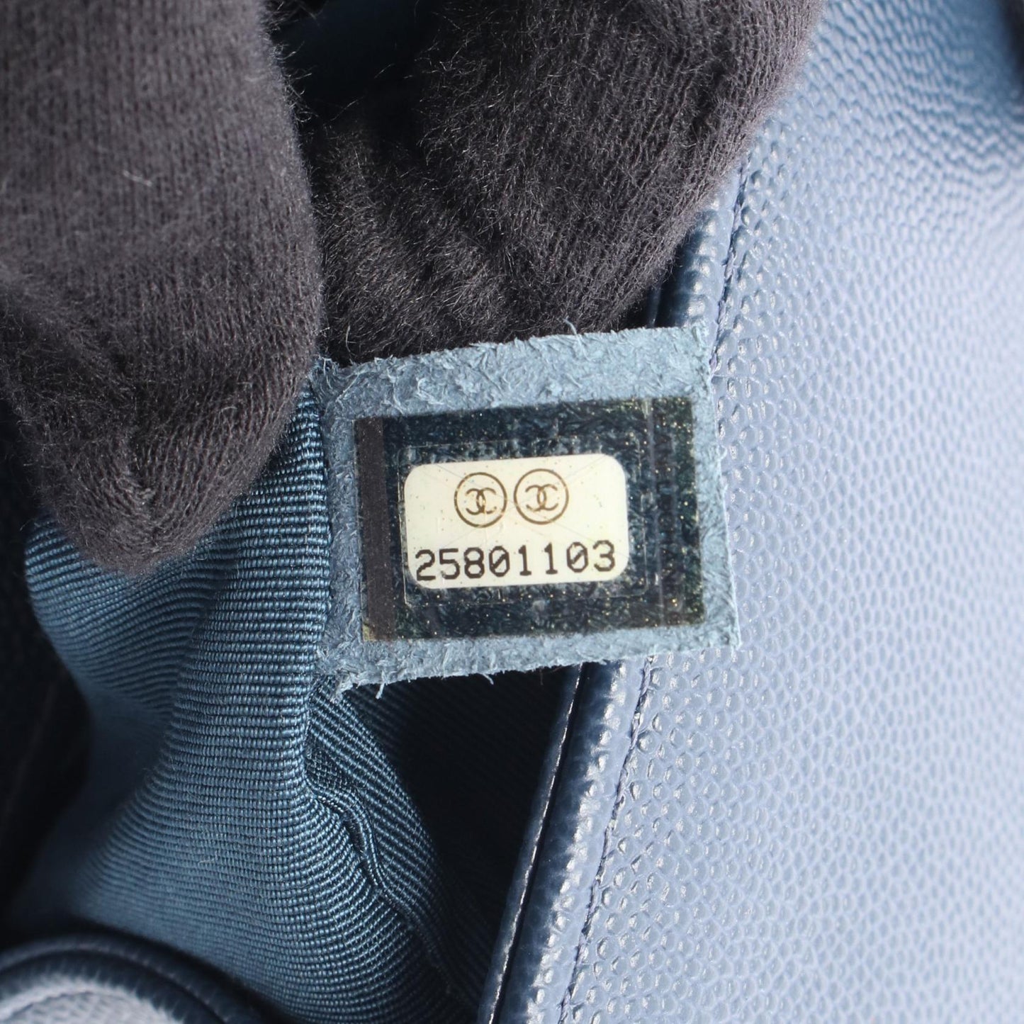 ボーイシャネル チェーンショルダーバッグ キャビアスキン ネイビー シルバー金具 シャネル バッグ CHANEL