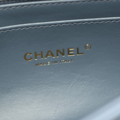 マトラッセ Wチェーンショルダーバッグ ラムスキン ブルーグレー ゴールド金具 シャネル バッグ CHANEL