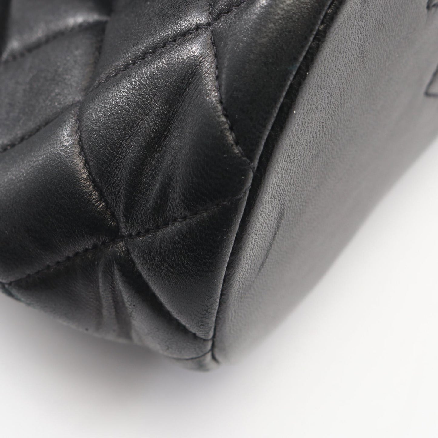 マトラッセ バックパック リュックサック ラムスキン ブラック ゴールド金具 シャネル バッグ CHANEL