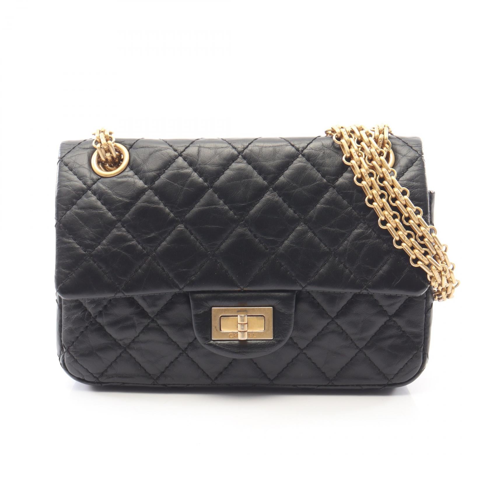 CHANEL 2.55 マトラッセ ショルダーバッグ CHANEL（シャネル） 2.55 マトラッセ チェーンショルダー ショルダー