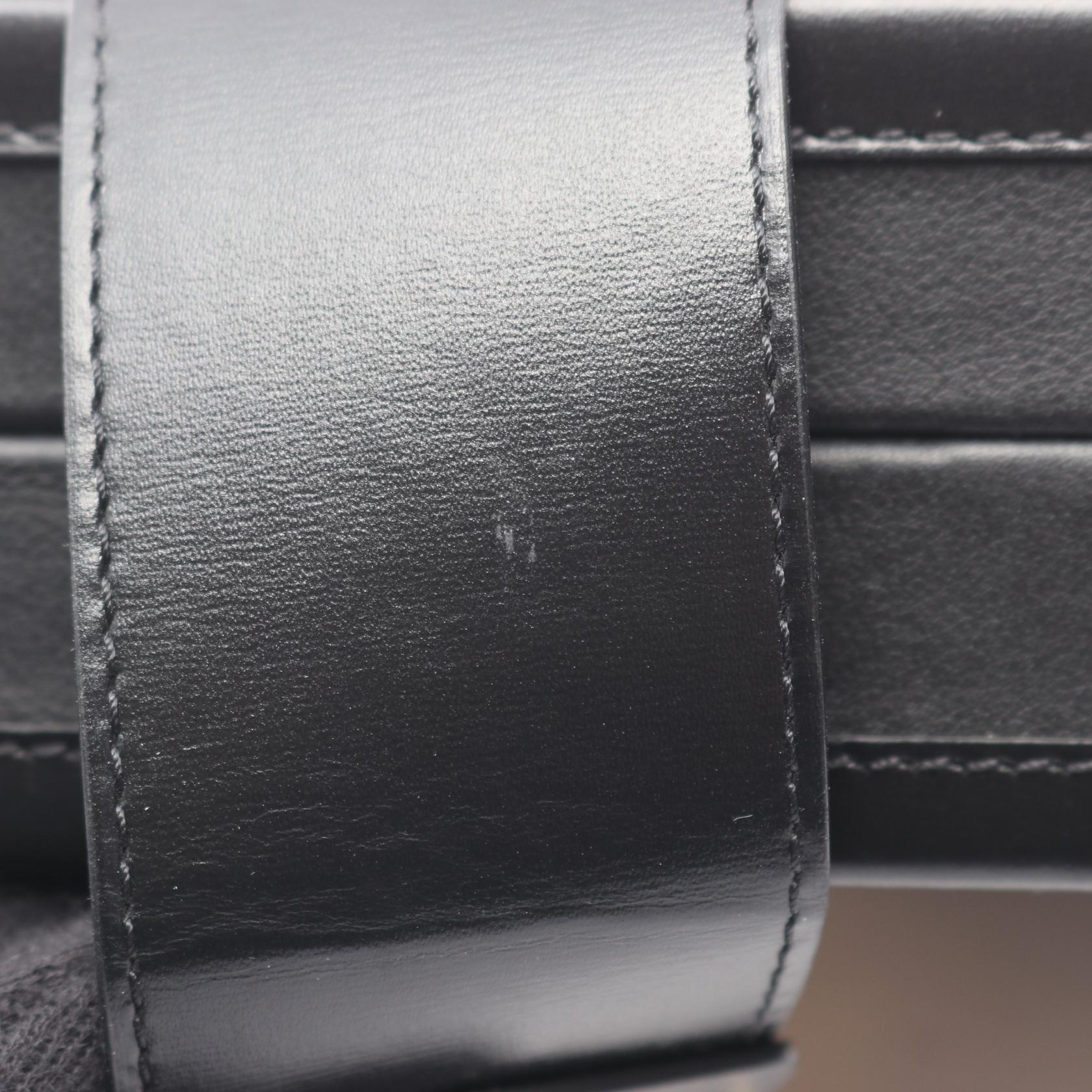 プティット マル モノグラムヴェルニ ノワール ショルダーバッグ レザー ブラック ルイヴィトン バッグ LOUIS VUITTON