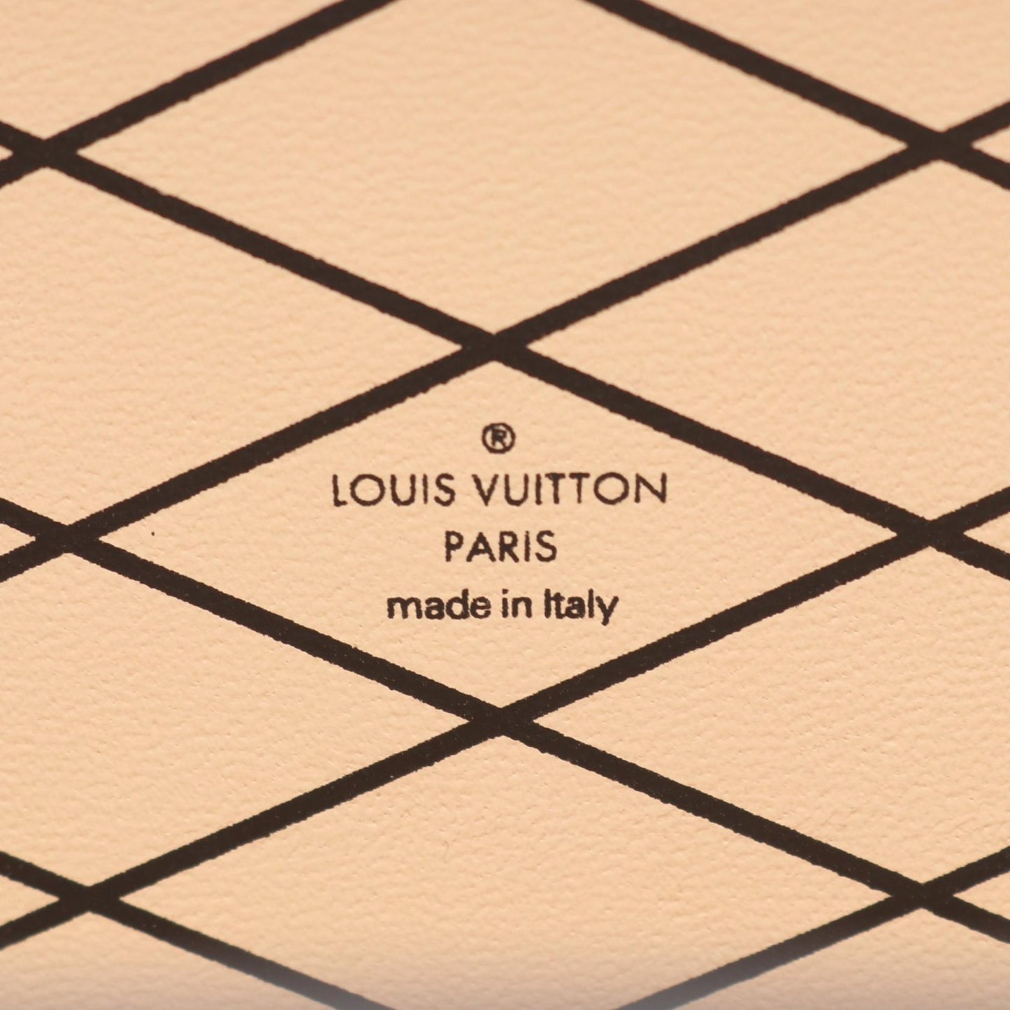 プティット マル モノグラムヴェルニ ノワール ショルダーバッグ レザー ブラック ルイヴィトン バッグ LOUIS VUITTON