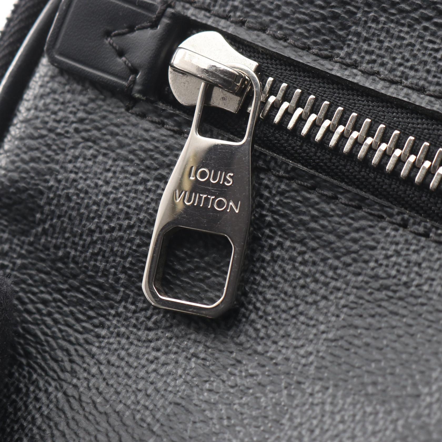 アンブレール ダミエグラフィット ボディバッグ ウエストバッグ PVC レザー ブラック ルイヴィトン バッグ LOUIS VUITTON