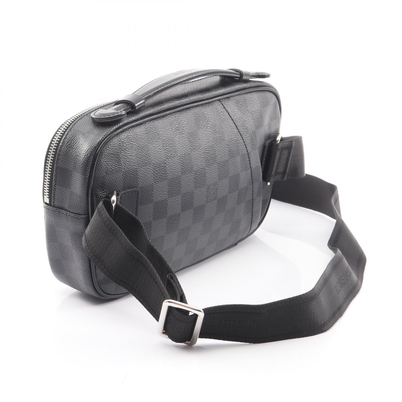 アンブレール ダミエグラフィット ボディバッグ ウエストバッグ PVC レザー ブラック ルイヴィトン バッグ LOUIS VUITTON