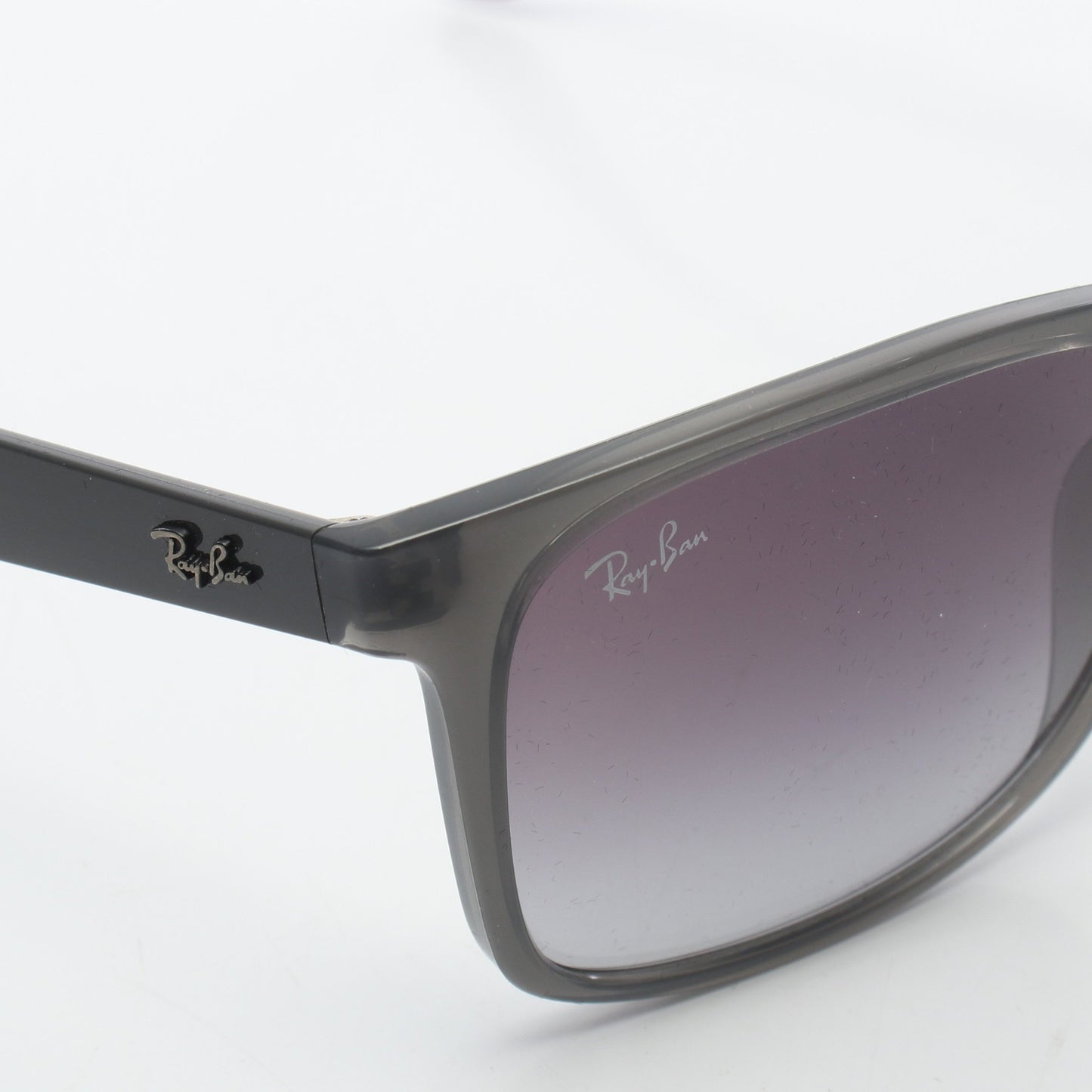 グラデーションレンズ サングラス ダークグレー レイバン 財布・小物 Ray-Ban