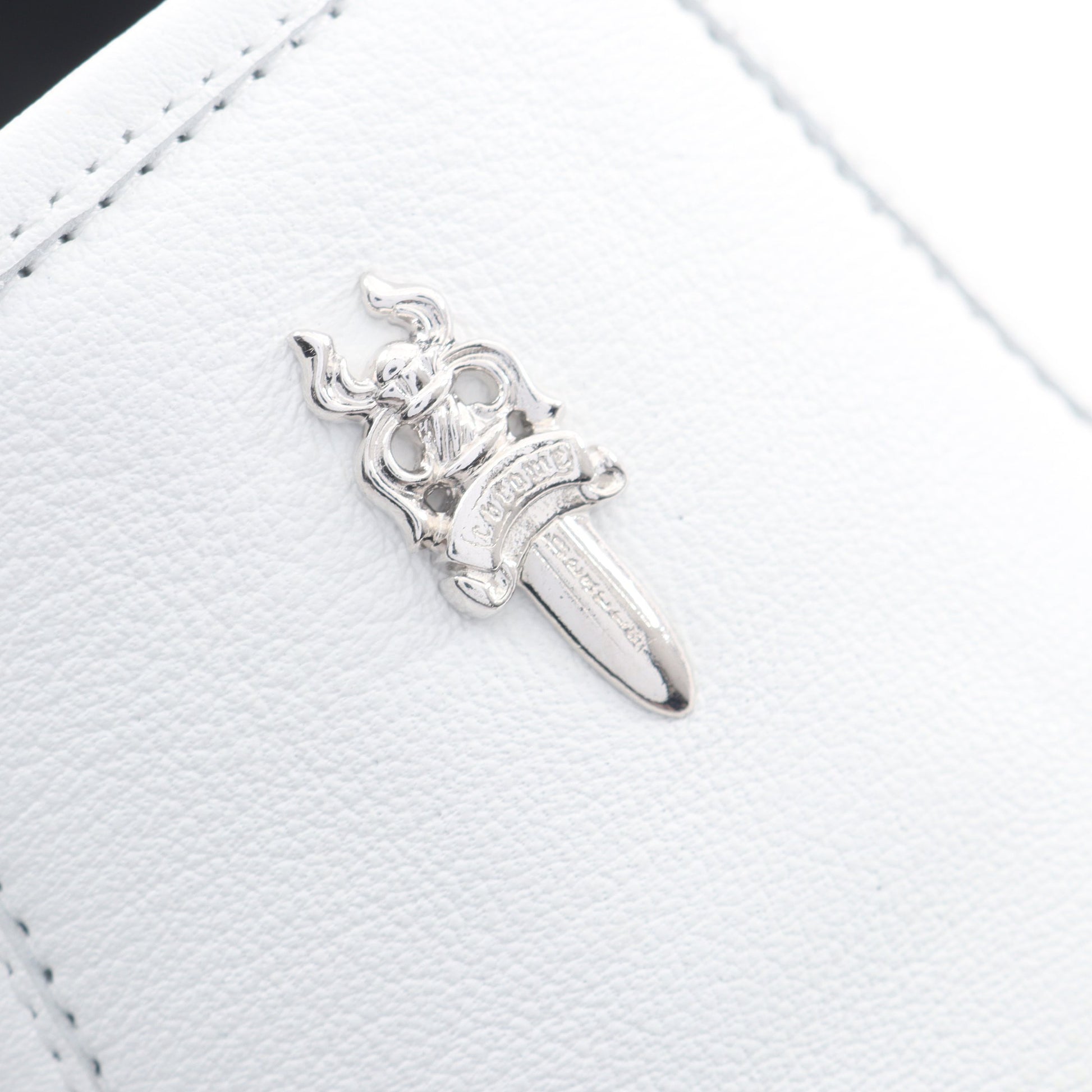 CHプラスパッチ ダガー スリッポン スニーカー レザー ホワイト クロムハーツ シューズ Chrome Hearts