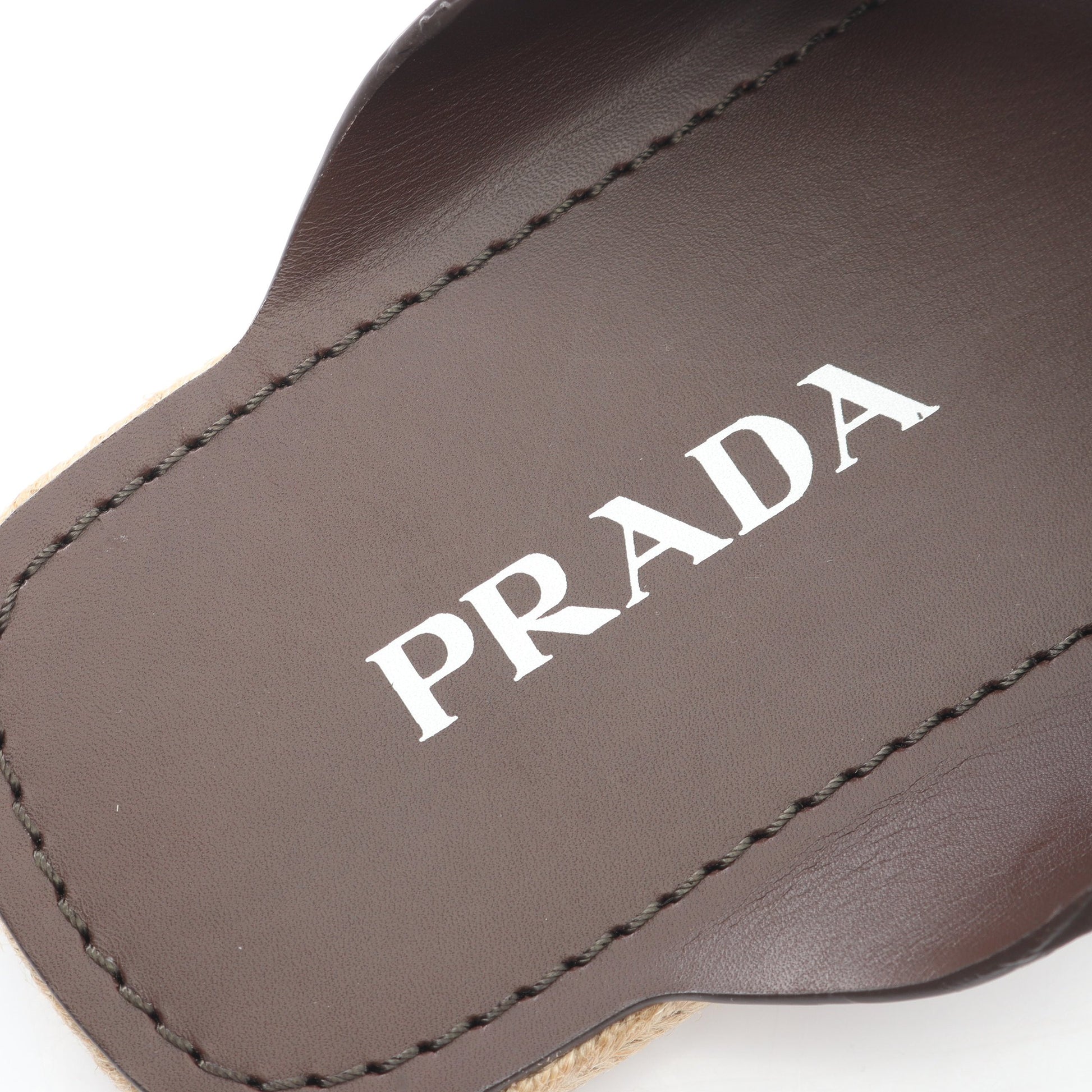 トライアングルロゴ クリスクロス スライドサンダル レザー ダークブラウン プラダ シューズ PRADA
