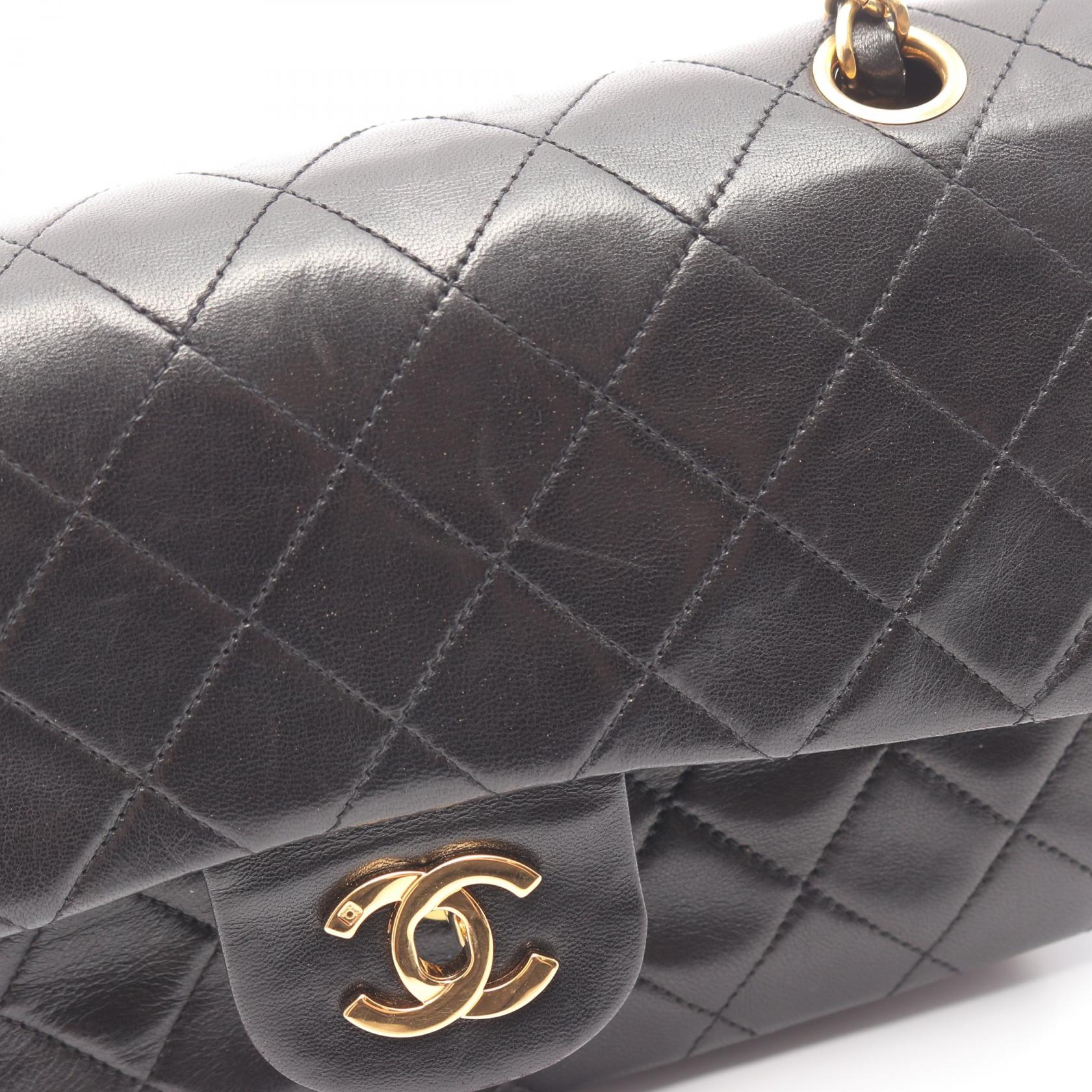 マトラッセ Wフラップ Wチェーンショルダーバッグ ラムスキン ブラック ゴールド金具 シャネル バッグ CHANEL