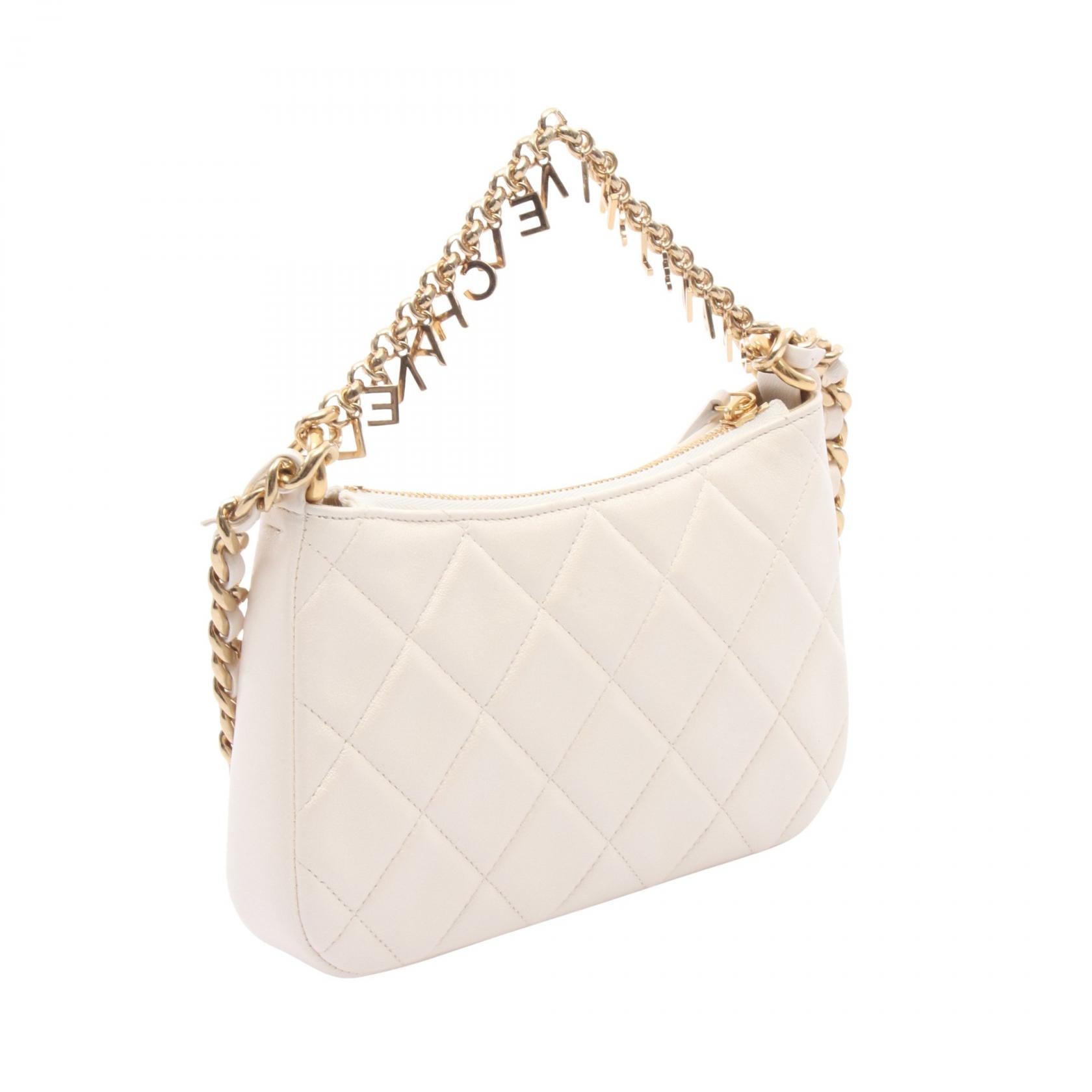 マトラッセ スモール チェーンショルダーバッグ ラムスキン ホワイト ゴールド金具 シャネル バッグ CHANEL