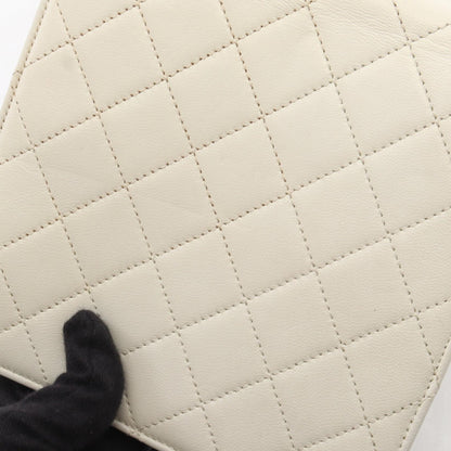 マトラッセ チェーンショルダーバッグ レザー ホワイト ゴールド金具 シャネル バッグ CHANEL