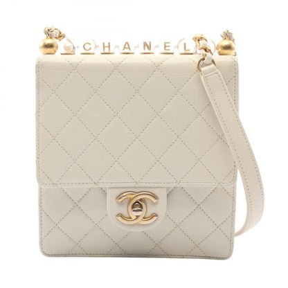 マトラッセ チェーンショルダーバッグ レザー ホワイト ゴールド金具 シャネル バッグ CHANEL