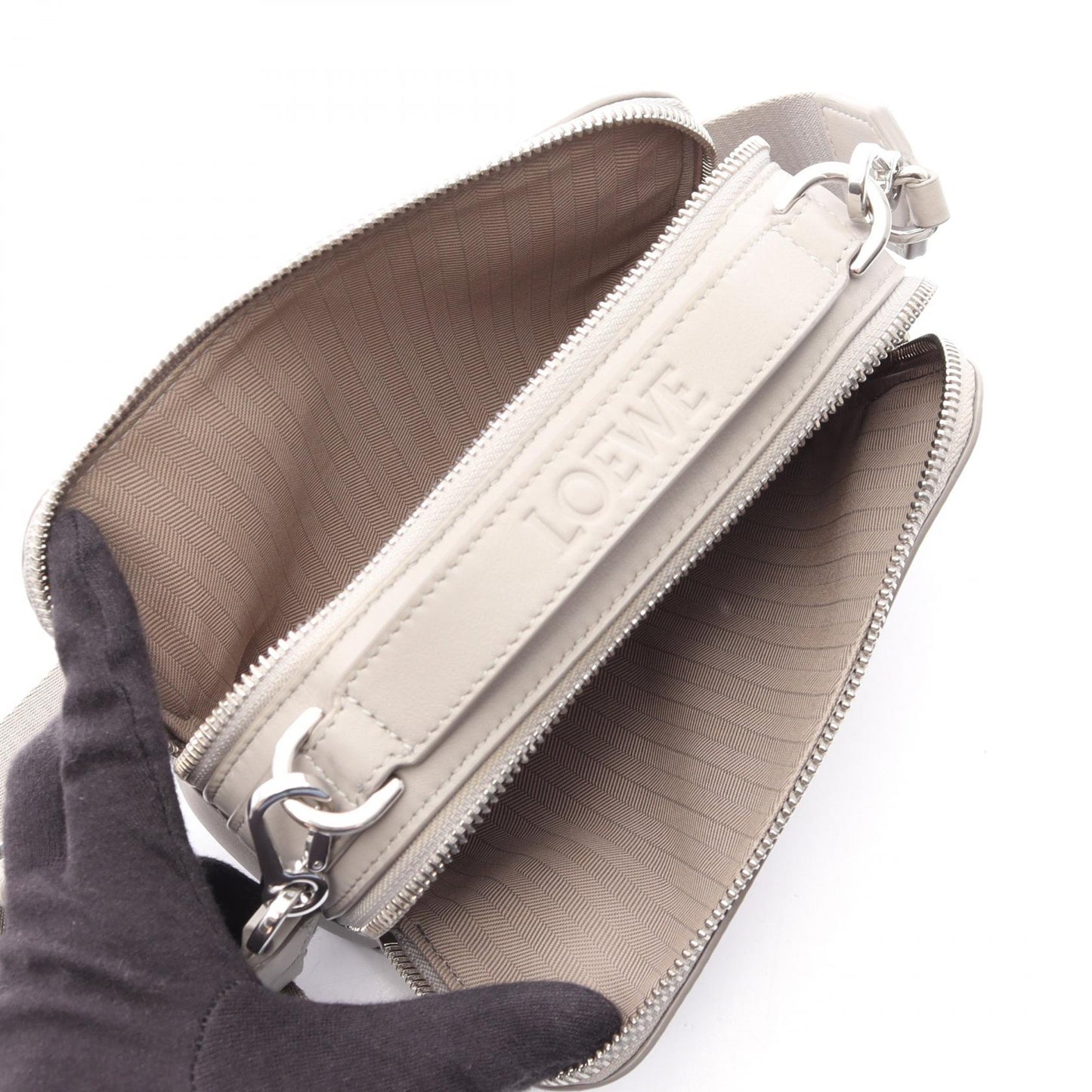 クロスボディ カメラバッグ ミニ 2WAY ハンドバッグ レザー ライトグレー ロエベ バッグ LOEWE