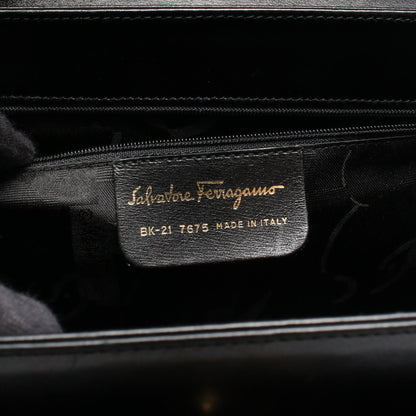 ヴァラリボン ショルダーバッグ レザー ブラック サルヴァトーレフェラガモ バッグ Salvatore Ferragamo