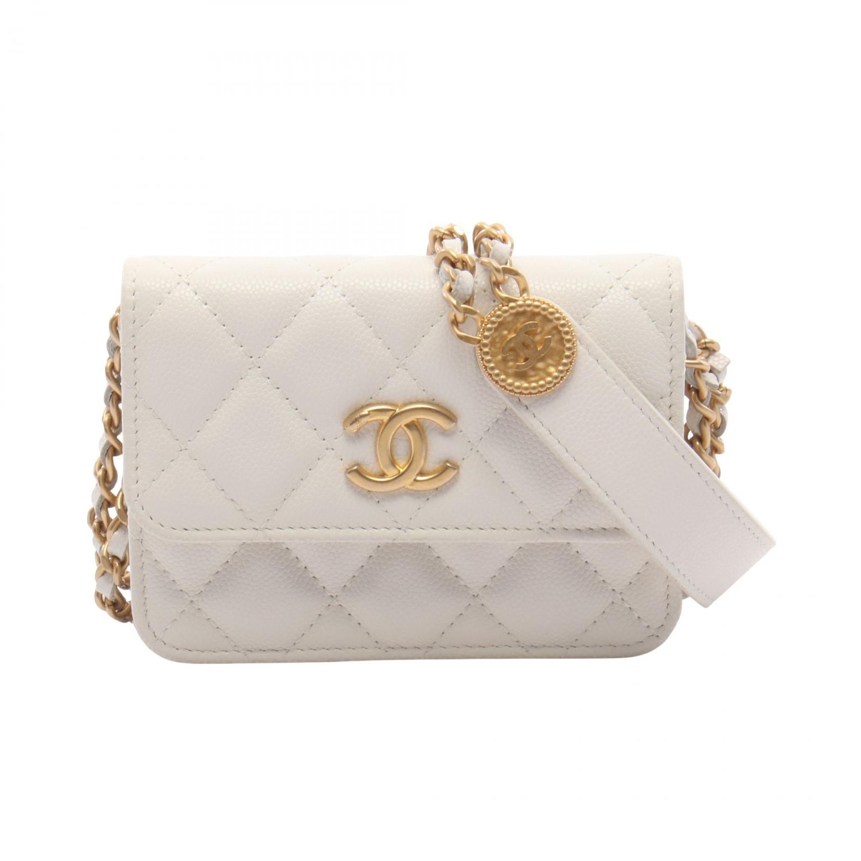 マトラッセ チェーンショルダーバッグ キャビアスキン ホワイト ゴールド金具 シャネル バッグ CHANEL