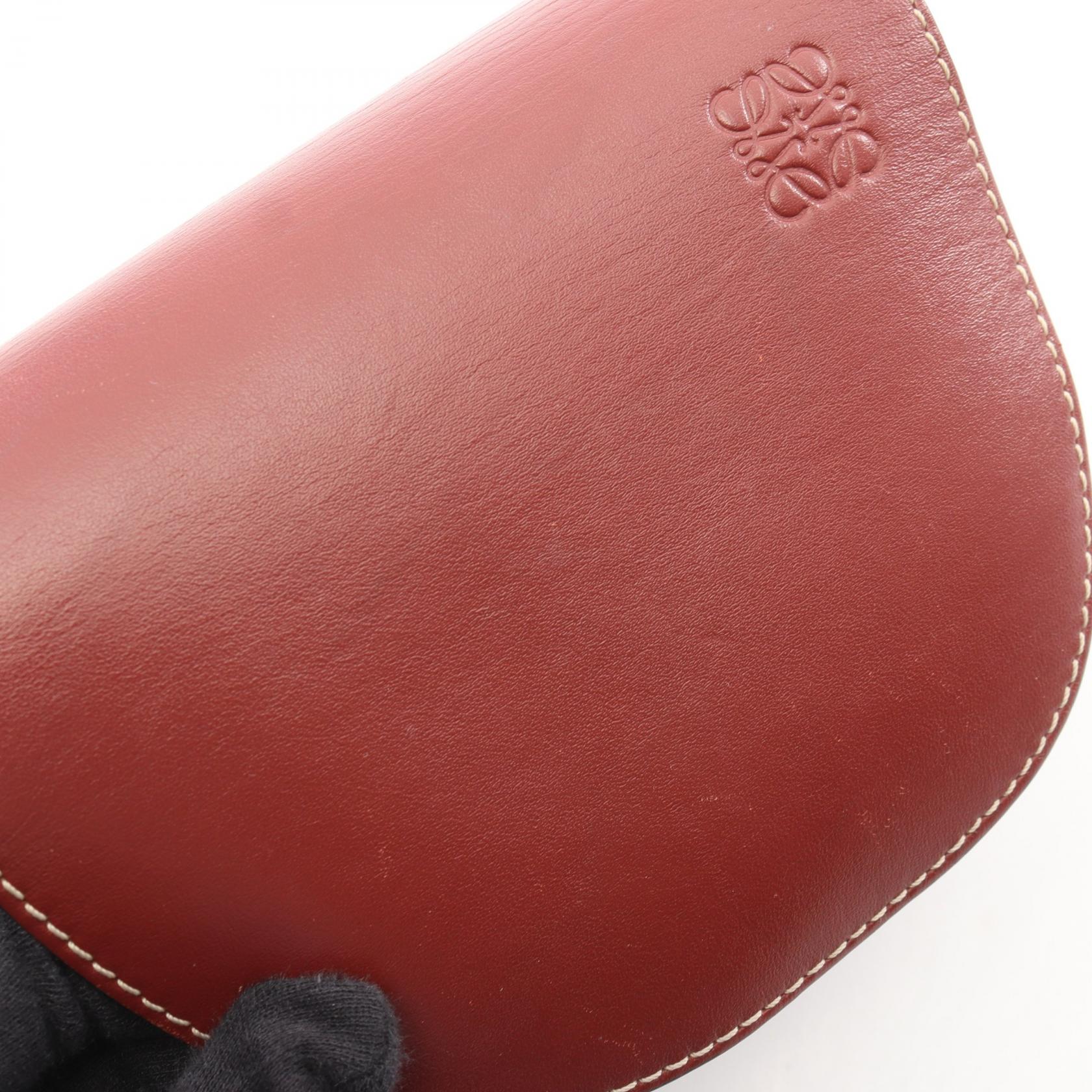 ゲートバッグ ミニ ショルダーバッグ レザー ボルドー レッド ブラウン ロエベ バッグ LOEWE