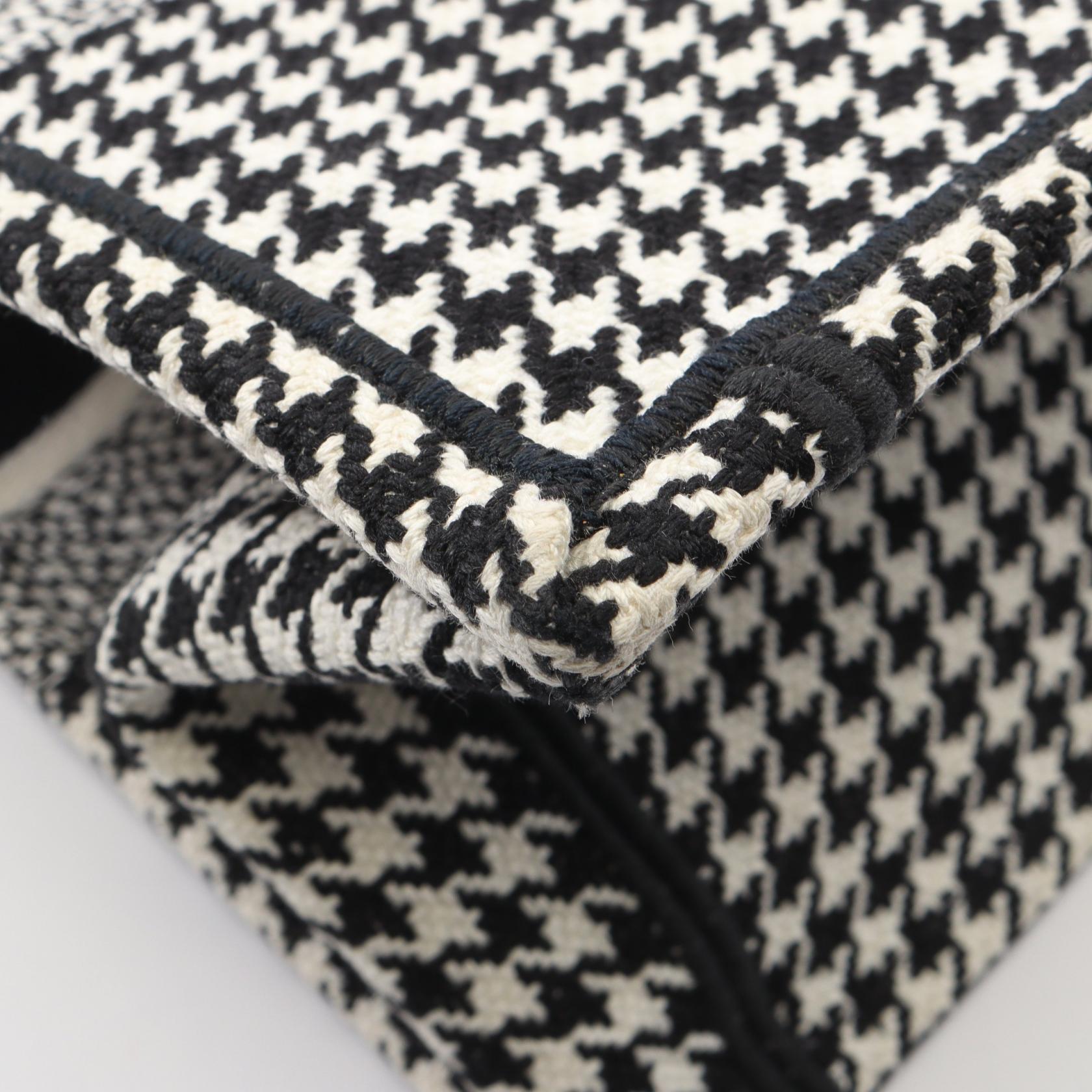 BOOK TOTE ブックトート ミディアム 千鳥格子 ハンドバッグ トートバッグ キャンバス ホワイト ブラック クリスチャンディオール バッグ Christian Dior