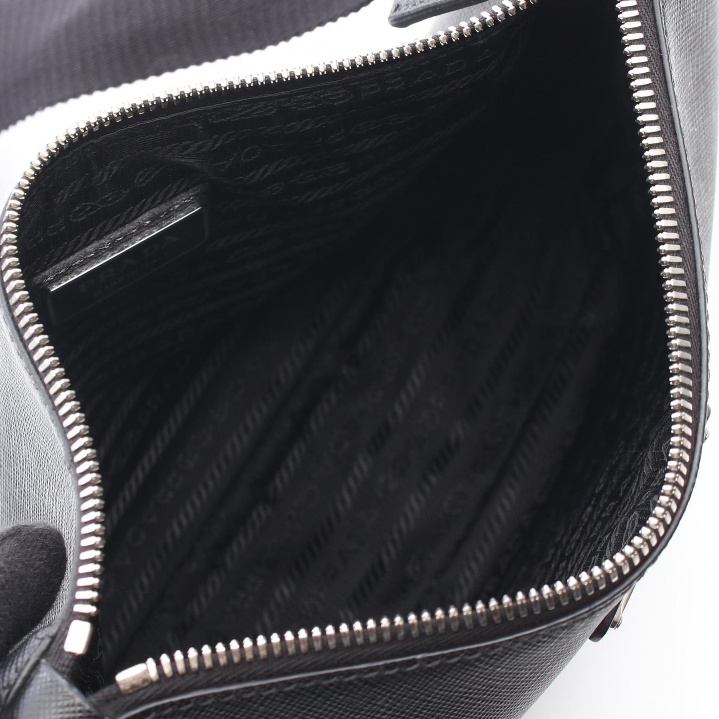 SAFFIANO TRAVEL ショルダーバッグ サフィアーノレザー ブラック プラダ バッグ PRADA