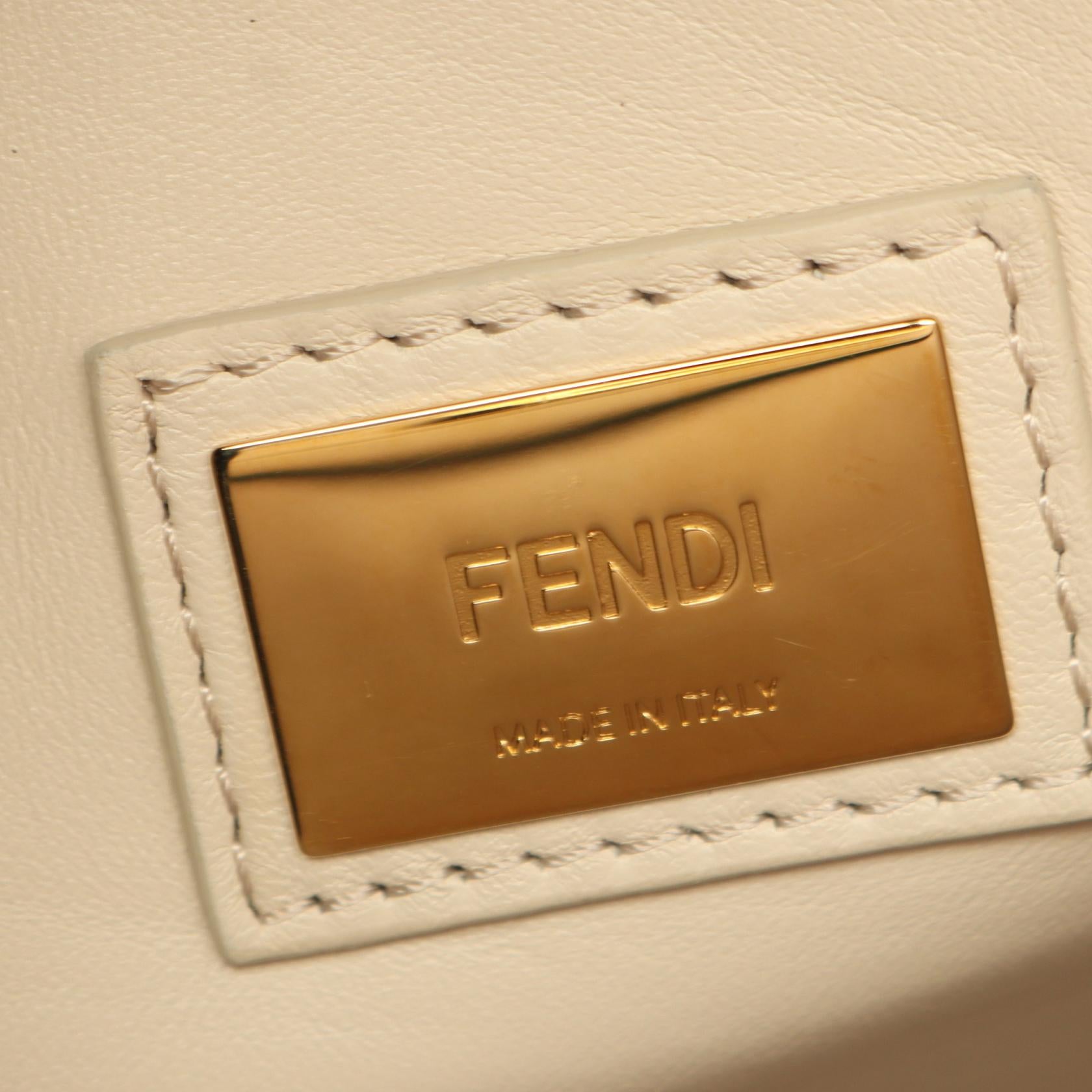 ピーカブー レギュラー グズ モンスターアイ 2WAY ハンドバッグ レザー パイソン アイボリー ブラック フェンディ バッグ FENDI