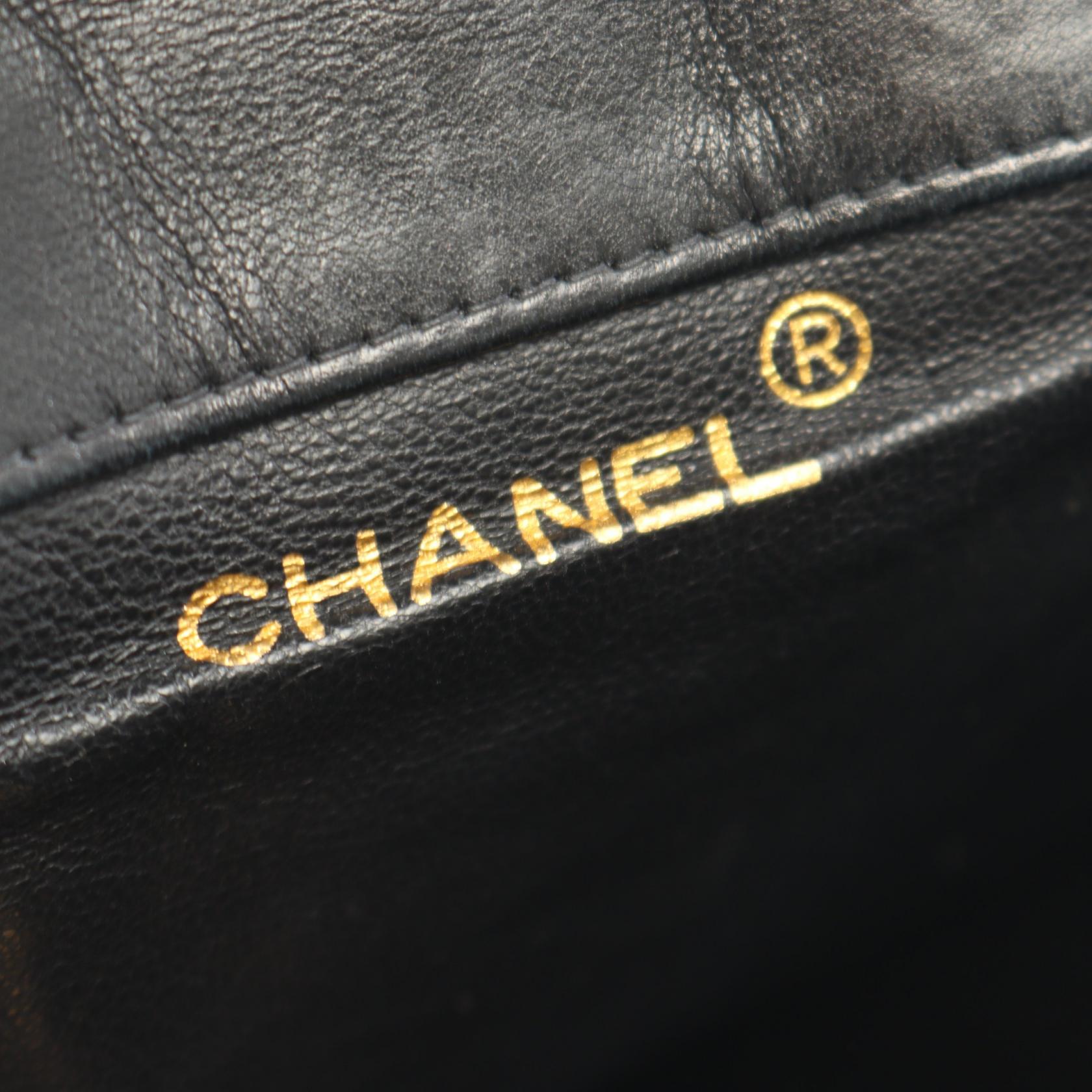 マトラッセ バックパック リュックサック ラムスキン ブラック ゴールド金具 シャネル バッグ CHANEL