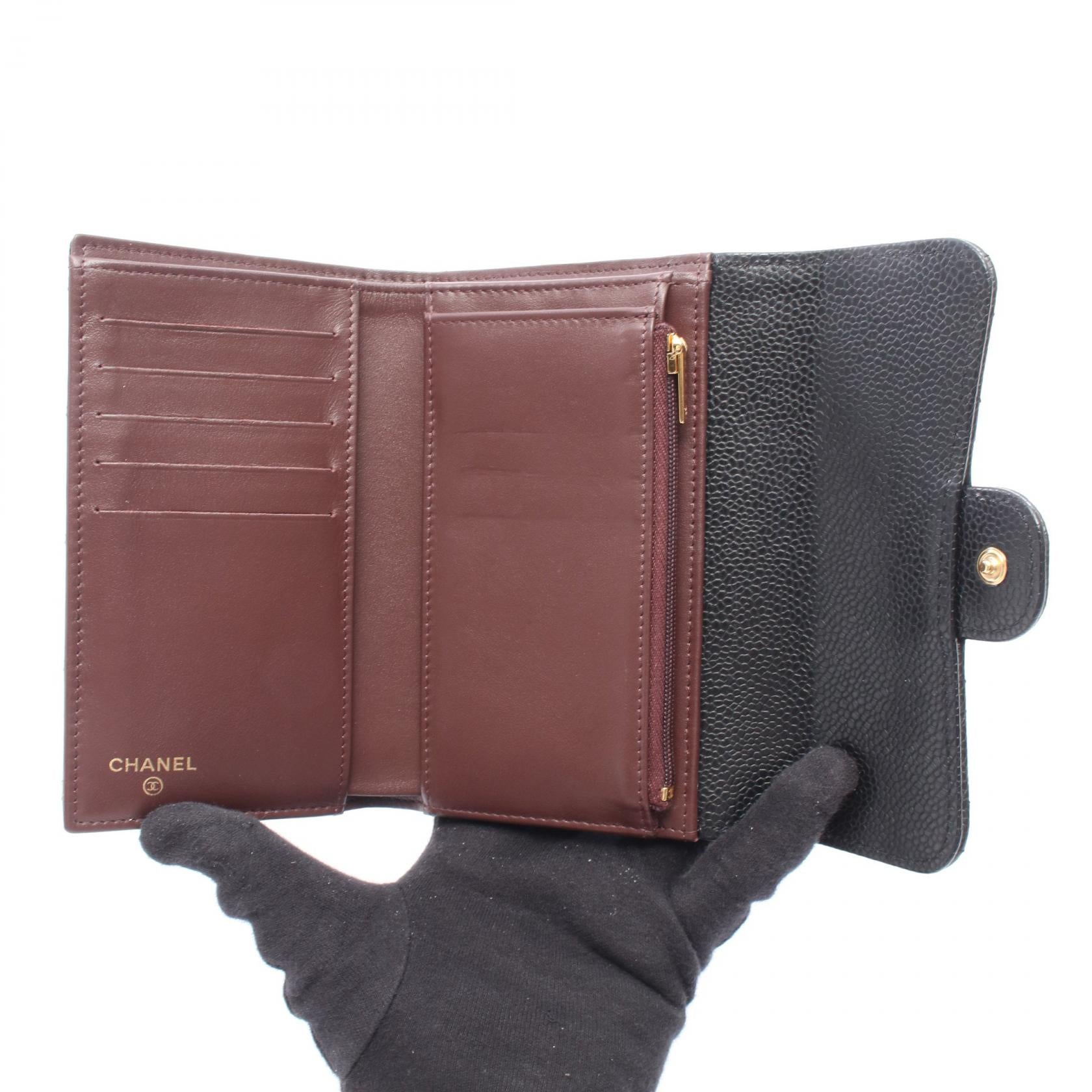 マトラッセ 三つ折り財布 キャビアスキン ブラック ゴールド金具