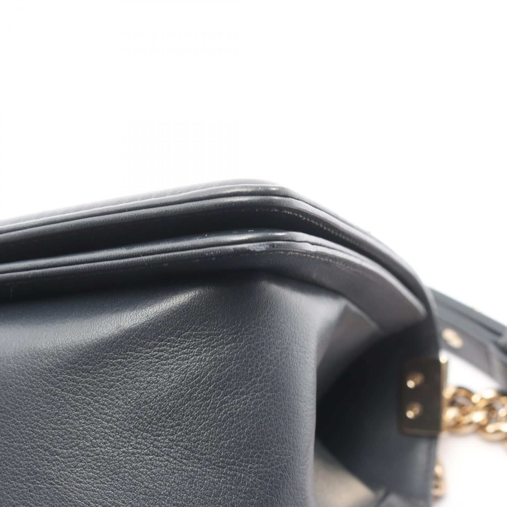 ボーイシャネル チェーンショルダーバッグ ラムスキン ダークネイビー ゴールド金具 シャネル バッグ CHANEL