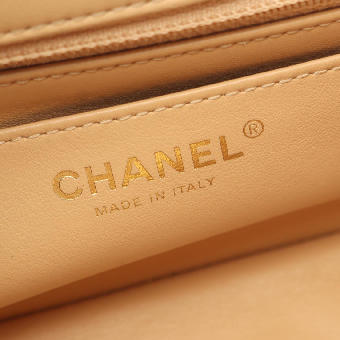 マトラッセ チェーンショルダーバッグ ラムスキン ベージュ ゴールド金具 シャネル バッグ CHANEL