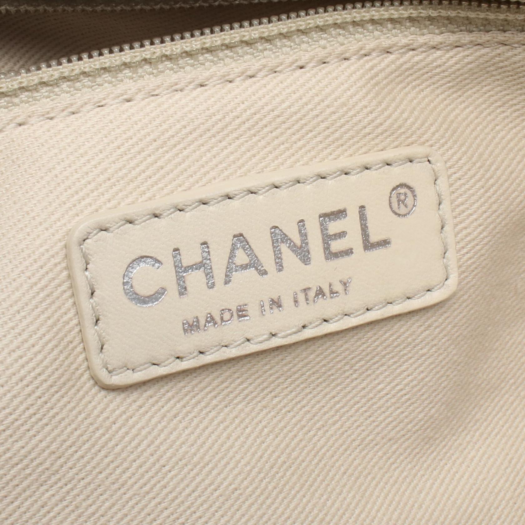マトラッセ チェーンショルダーバッグ チェーントートバッグ キャビアスキン ブルー シルバー金具 シャネル バッグ CHANEL