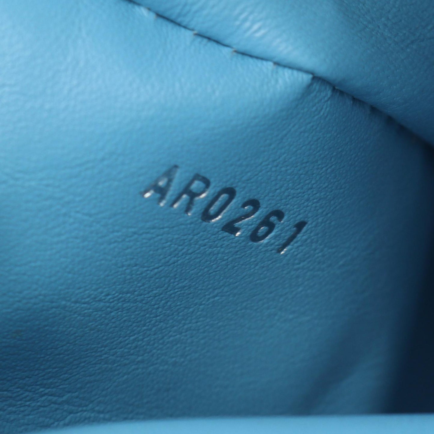 カプシーヌMM 2WAY ハンドバッグ レザー アイボリー ライトブルー ルイヴィトン バッグ LOUIS VUITTON