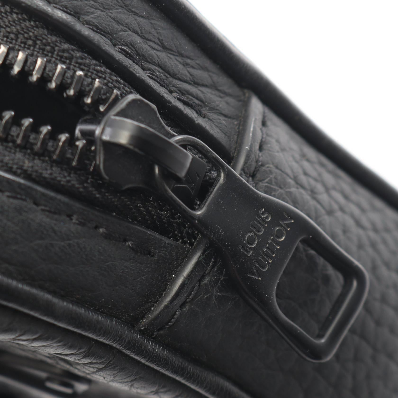 ポシェットヴォルガ モノグラムトリヨン クラッチバッグ セカンドバッグ レザー ブラック ルイヴィトン バッグ LOUIS VUITTON