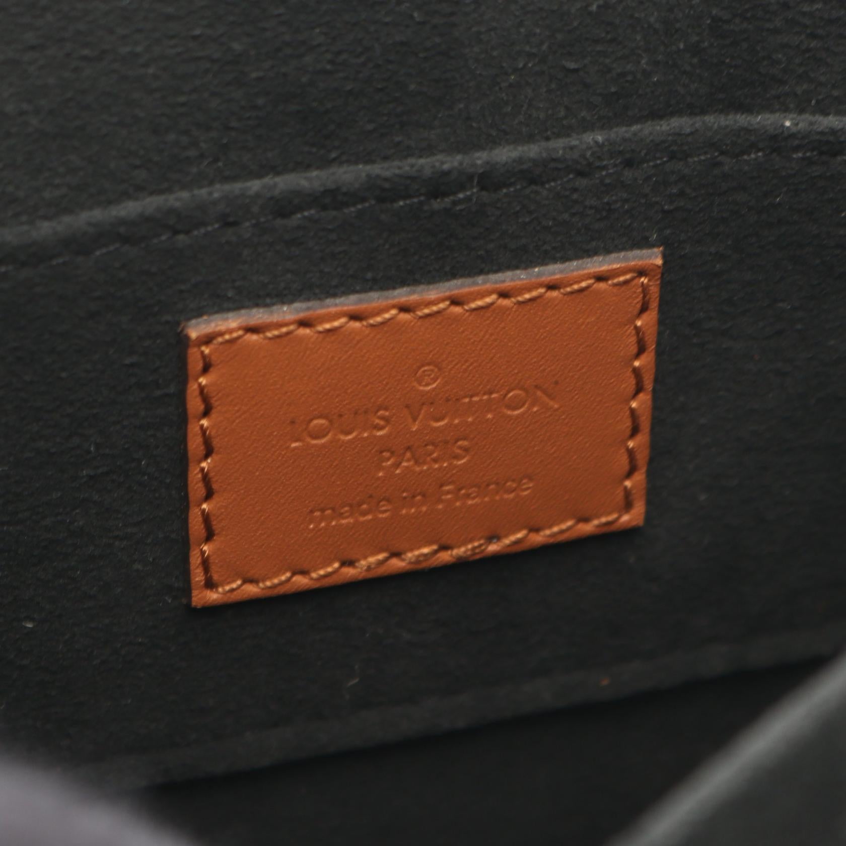 ドーフィーヌ MINI モノグラムリバース ショルダーバッグ PVC レザー ブラウン ベージュ ルイヴィトン バッグ LOUIS VUITTON