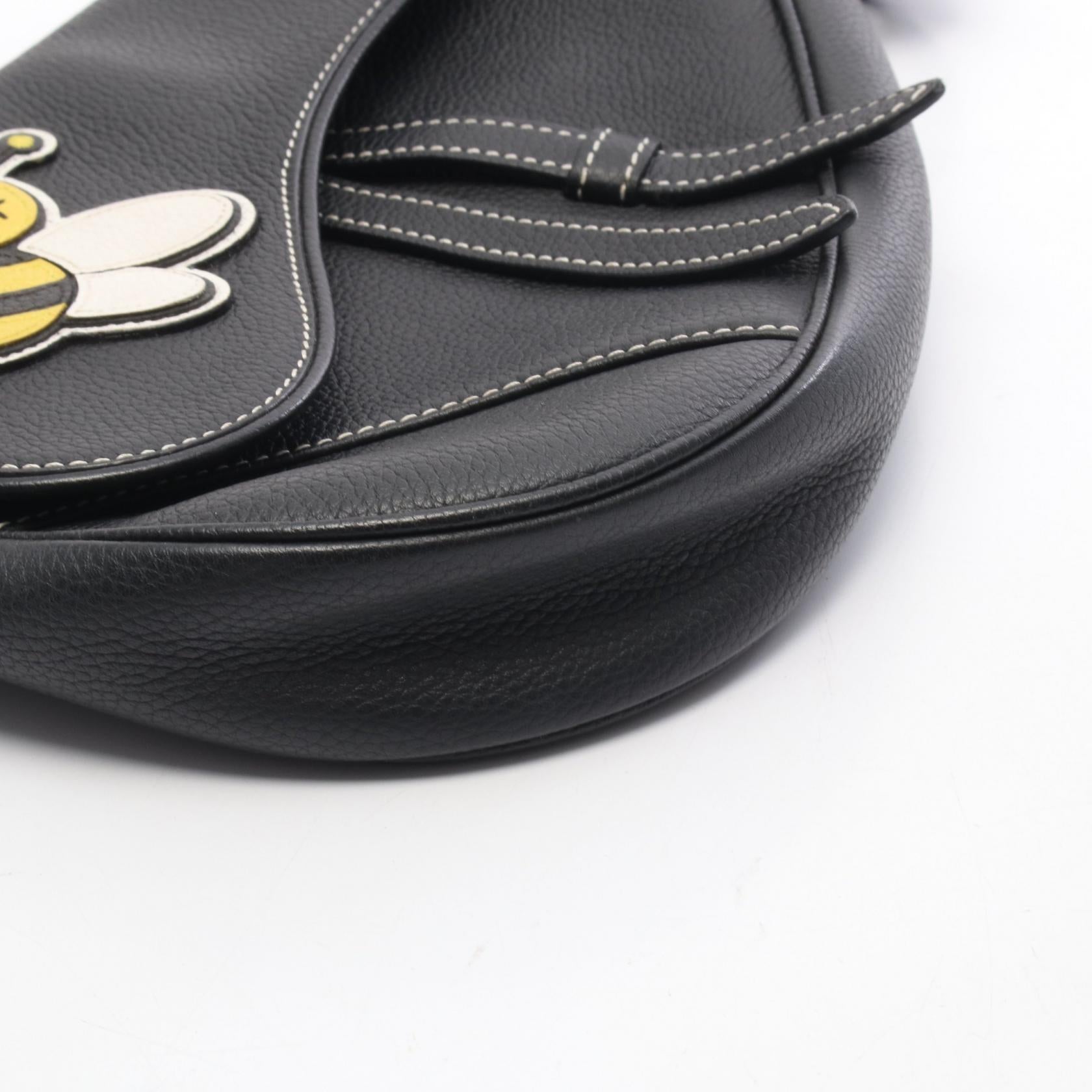 DIOR × kaws SADDLE サドル ボディバッグ レザー ブラック ホワイト イエロー ディオール バッグ DIOR