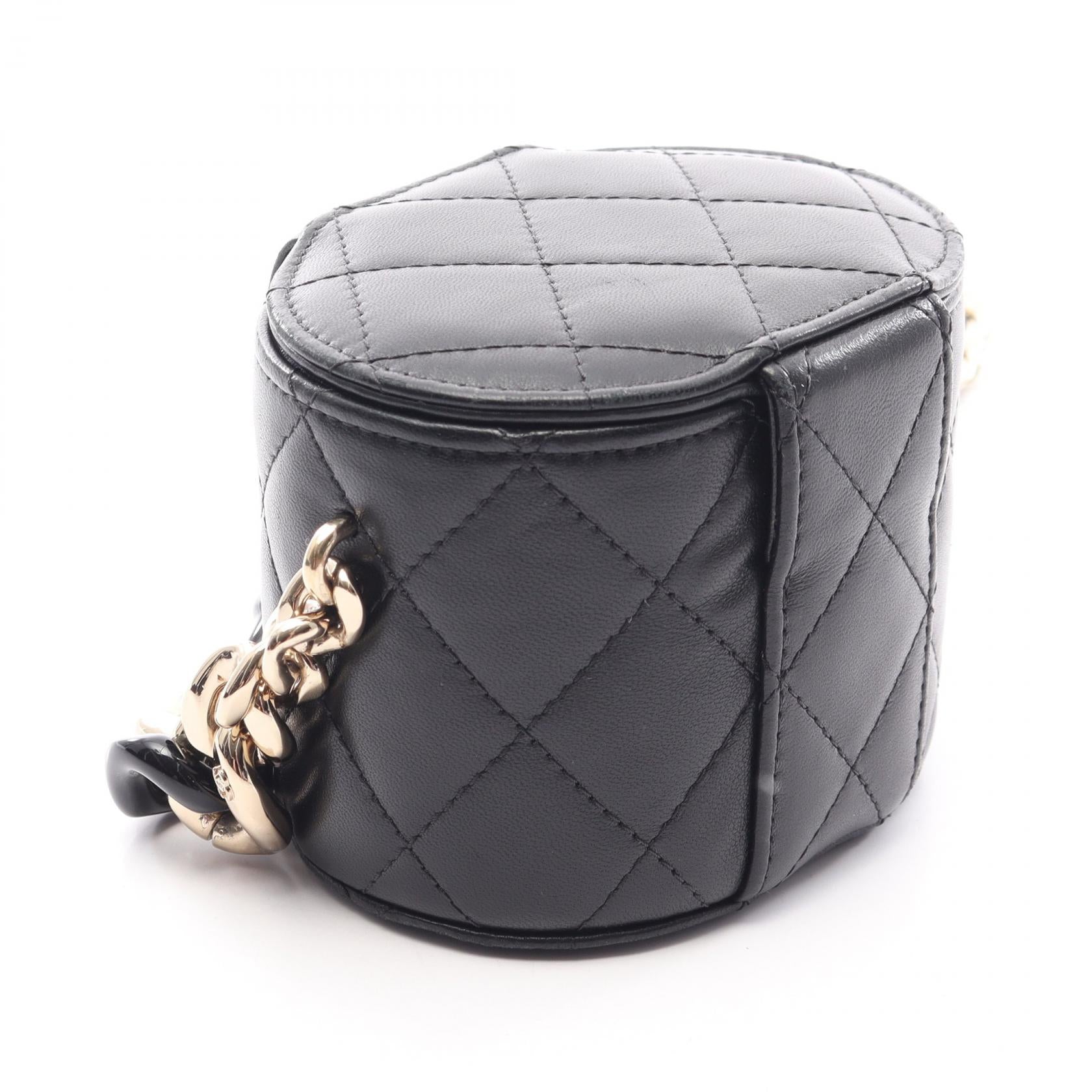 CHANEL ノベルティラムスキンレザーバニティショルダーバッグブラックおまけ付 マトラッセ ミニバニティ チェーンショルダーバッグ ラムスキン