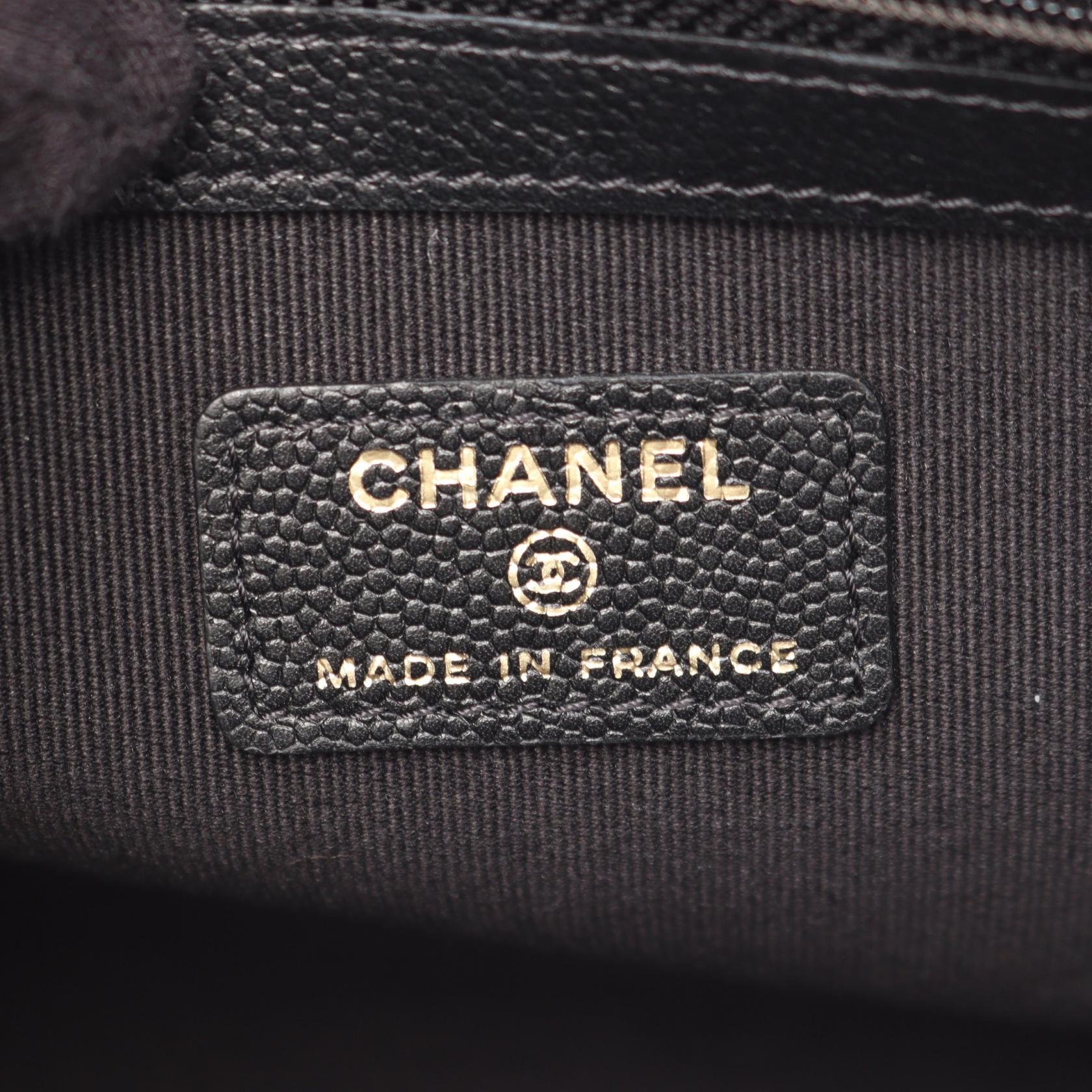 マトラッセ クラッチバッグ キャビアスキン ブラック ゴールド金具 シャネル バッグ CHANEL