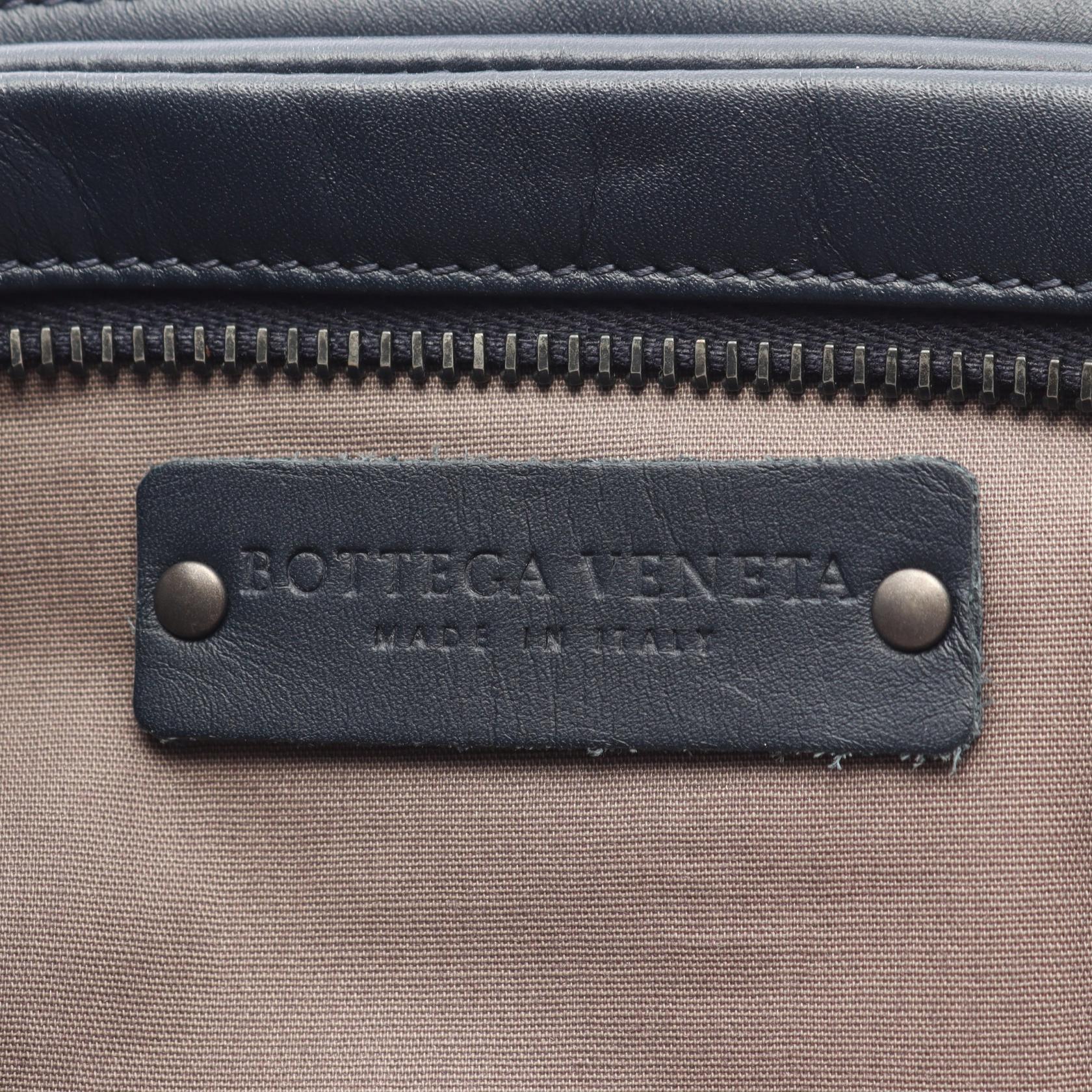 イントレチャート ウエストバッグ レザー ネイビー ボッテガヴェネタ バッグ BOTTEGA VENETA
