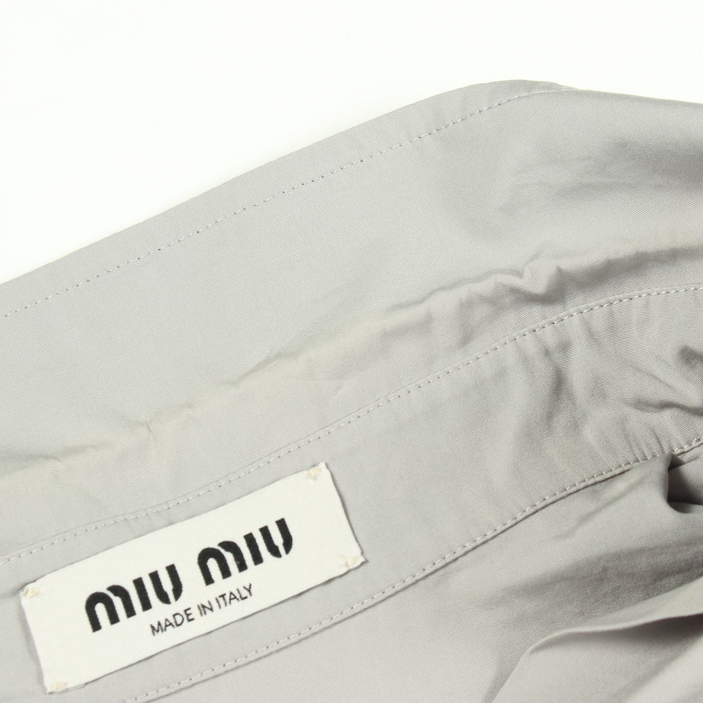 ロゴ刺繍 ボタンダウン 長袖 ポプリン シャツ コットン グレー ミュウミュウ トップス miu miu