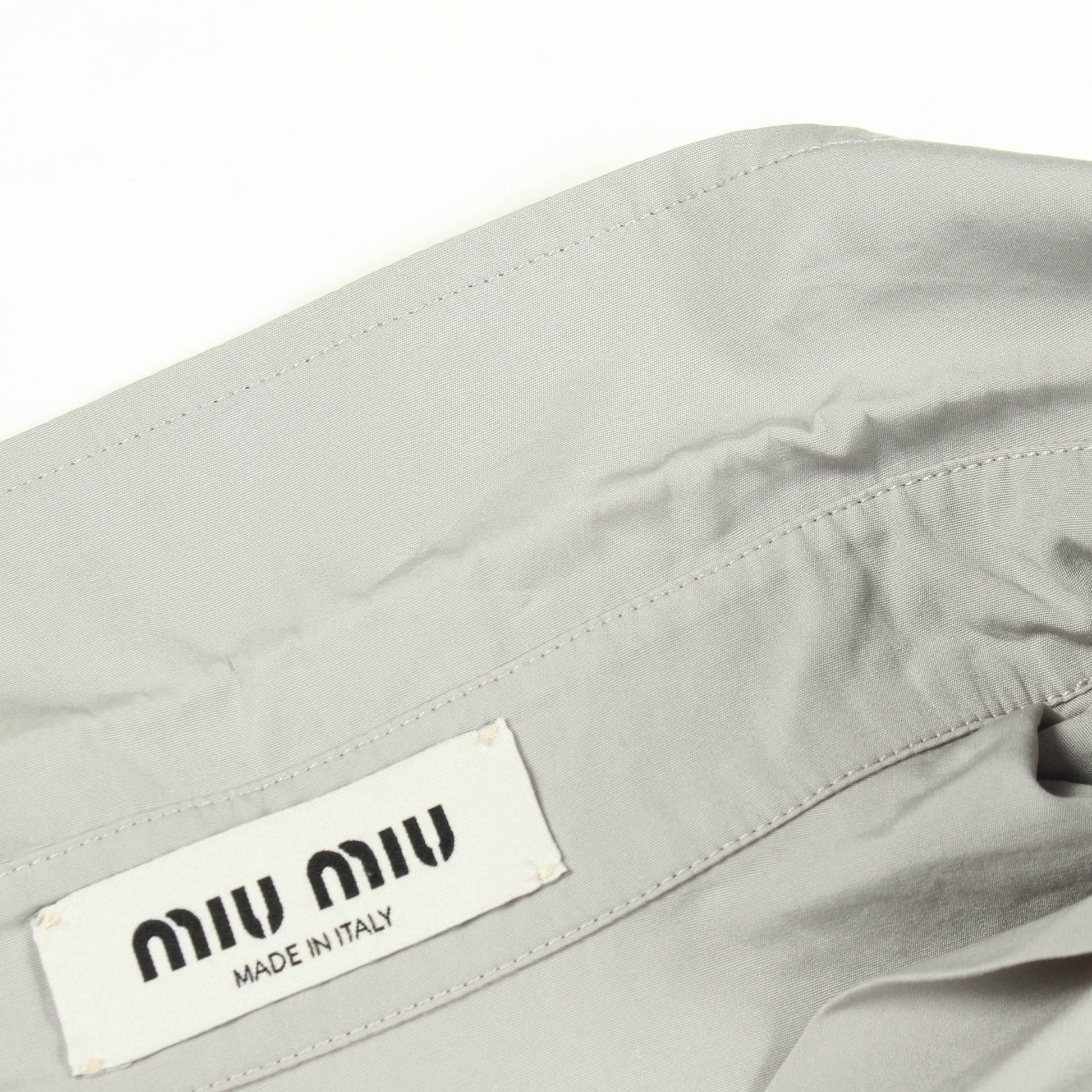 ロゴ刺繍 ボタンダウン 長袖 ポプリン シャツ コットン グレー ミュウミュウ トップス miu miu