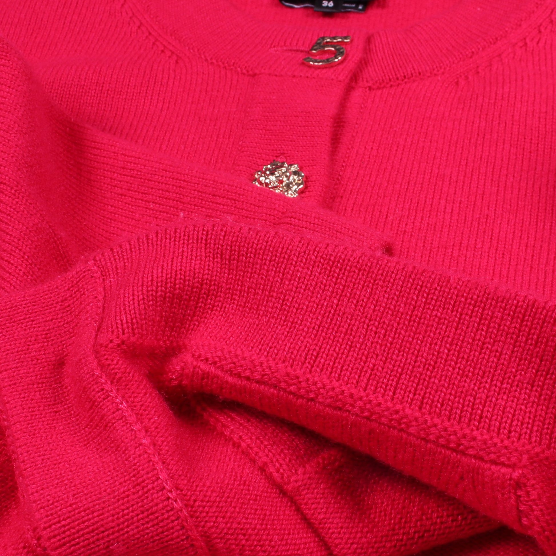 アイコンボタン クロップド カーディガン カシミヤ ピンクレッド シャネル トップス CHANEL