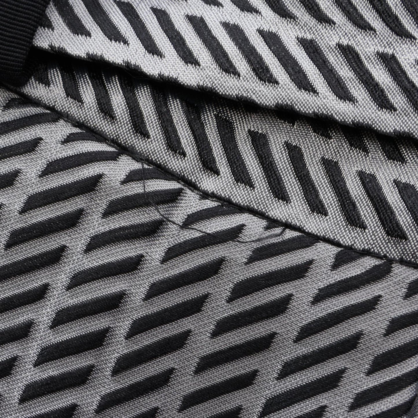 総柄 ベルト付き ワイドパンツ グレー ブラック ジョルジオアルマーニ ボトムス GIORGIO ARMANI
