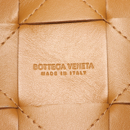 スモール カセット バケットバッグ ショルダーバッグ レザー ライトブラウン ボッテガヴェネタ バッグ BOTTEGA VENETA