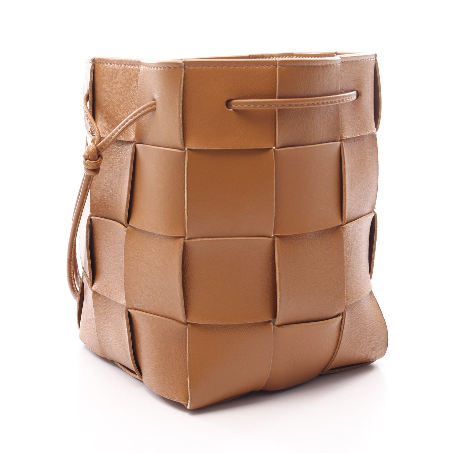 スモール カセット バケットバッグ ショルダーバッグ レザー ライトブラウン ボッテガヴェネタ バッグ BOTTEGA VENETA
