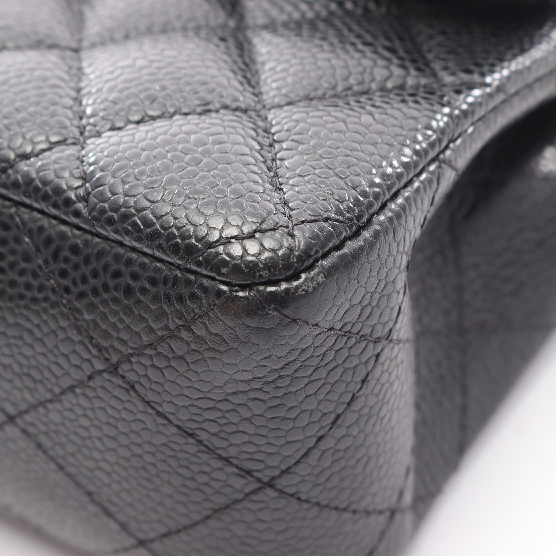 マトラッセ Wフラップ Wチェーンショルダーバッグ キャビアスキン ブラック ゴールド金具 シャネル バッグ CHANEL