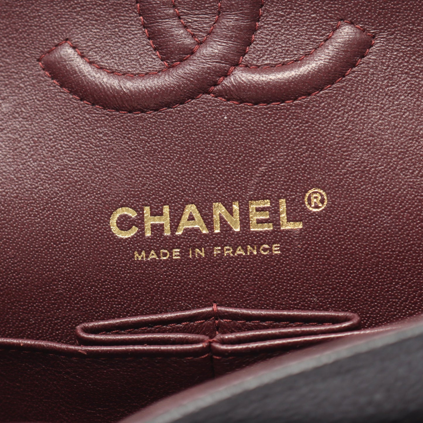 マトラッセ Wフラップ Wチェーンショルダーバッグ キャビアスキン ブラック ゴールド金具 シャネル バッグ CHANEL