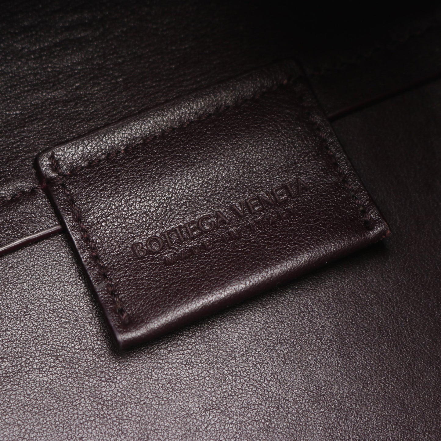 ポイント ミディアム 2WAY ショルダーバッグ レザー ダークパープル ボッテガヴェネタ バッグ BOTTEGA VENETA