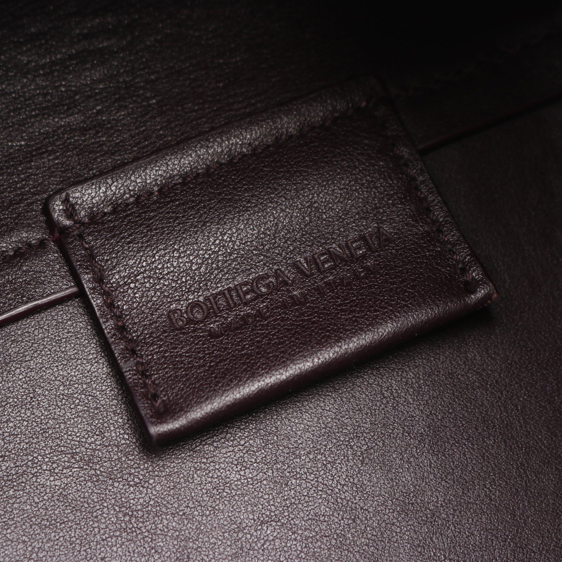ポイント ミディアム 2WAY ショルダーバッグ レザー ダークパープル ボッテガヴェネタ バッグ BOTTEGA VENETA